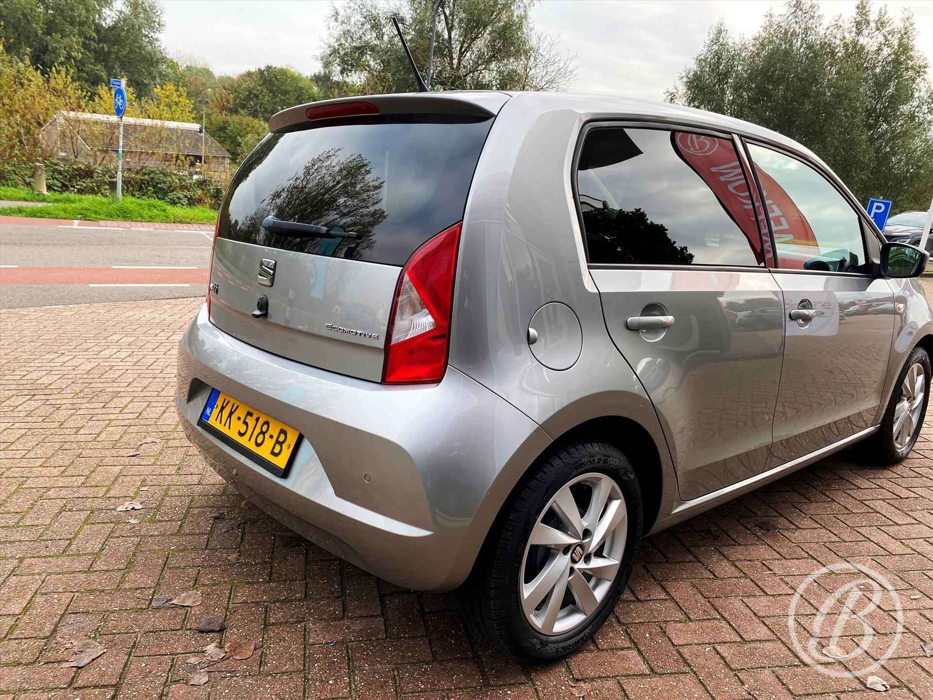 SEAT Mii 1.0 60pk Ecomotive 5D Sport Connect | navigatie, 15 inch velgen, airco, bluetooth, cruise control, radio met cd, elek. ramen en buitenspiegels - 18/54