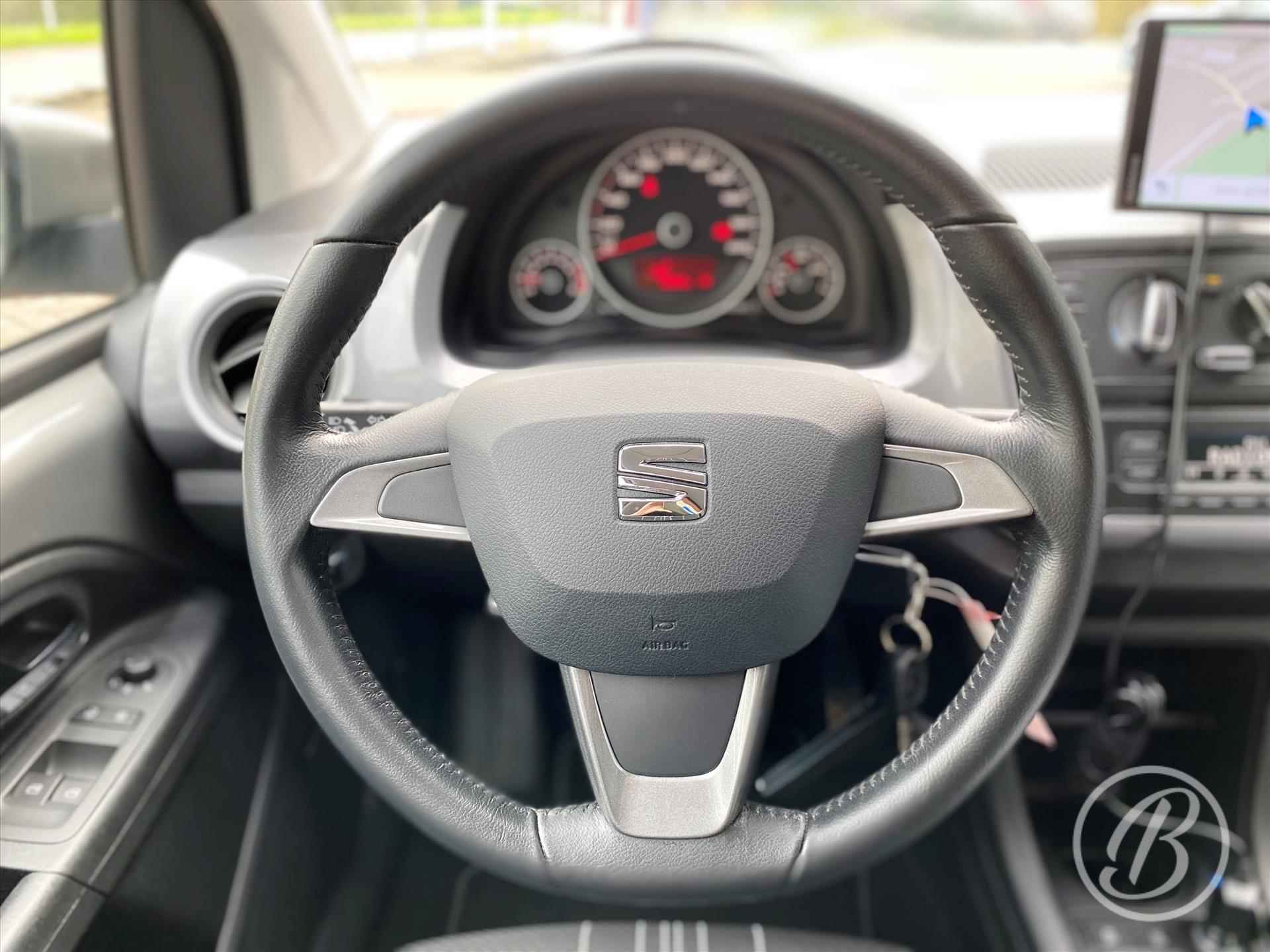 SEAT Mii 1.0 60pk Ecomotive 5D Sport Connect | navigatie, 15 inch velgen, airco, bluetooth, cruise control, radio met cd, elek. ramen en buitenspiegels - 35/54