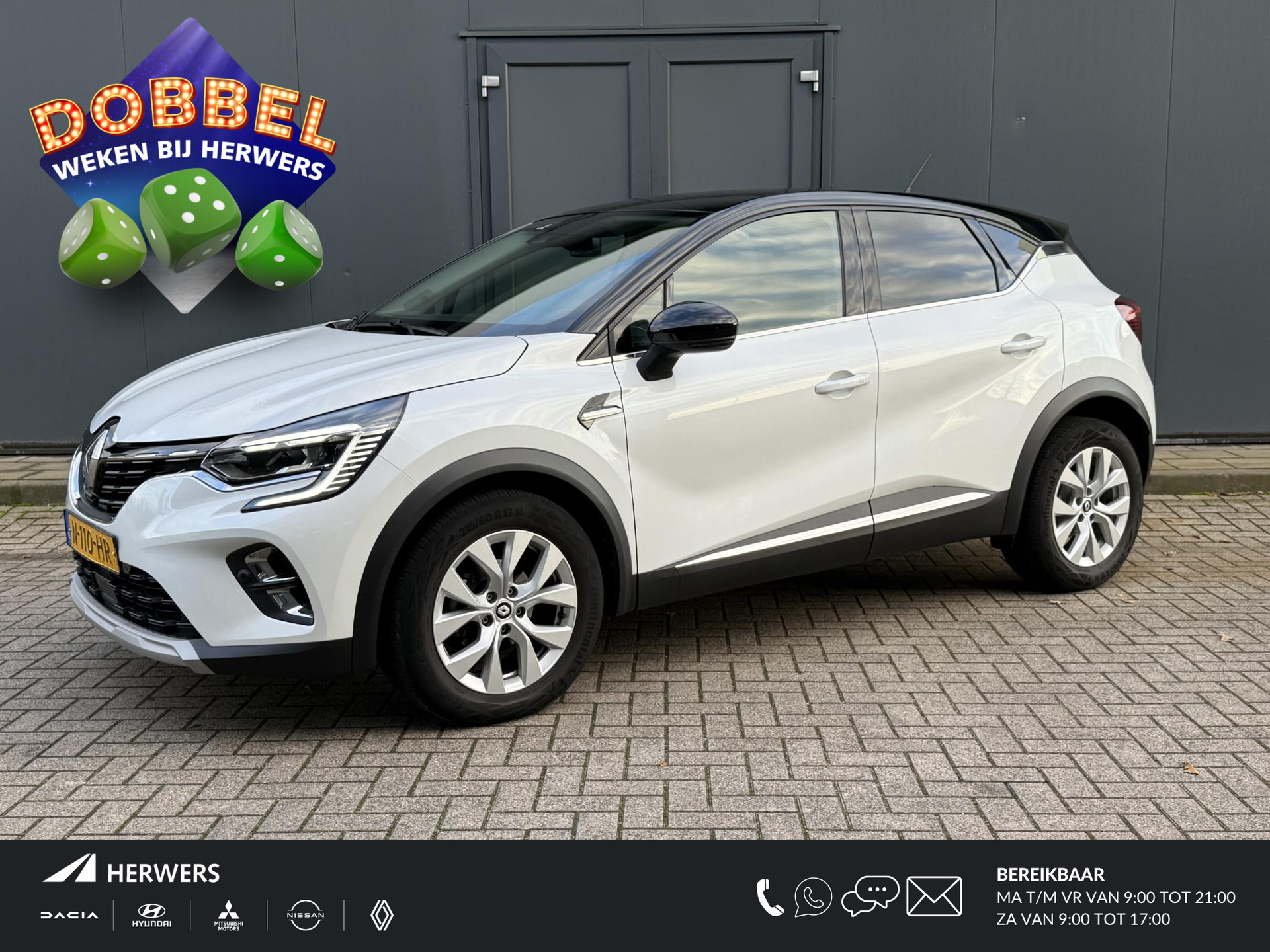 Renault Captur 1.3 TCe 140 Intens / Automaat / Navigatie / Climate Control / Camera / Cruise Control / Bluetooth / Keyless Entry&Go / Sensoren voor en achter