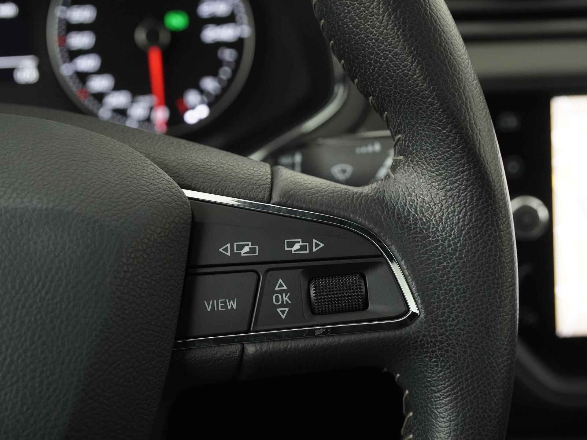 SEAT Ibiza 1.0 TSI Xcellence DSG | Schuifdak | Camera | Zondag Open! - 9/39