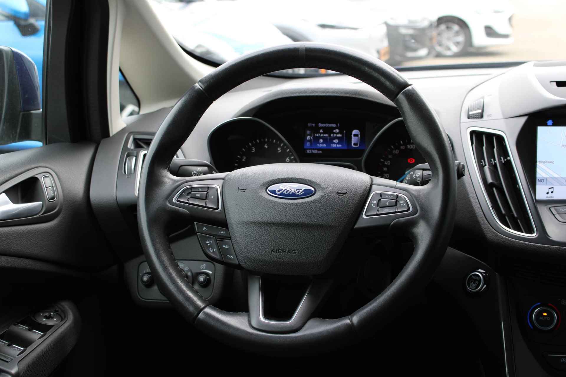 Ford C-Max 1.5 Titanium | Trekhaak | Climate Control | Navigatie | Cruise Control | Parkeersensoren Voor + Achter | - 14/37