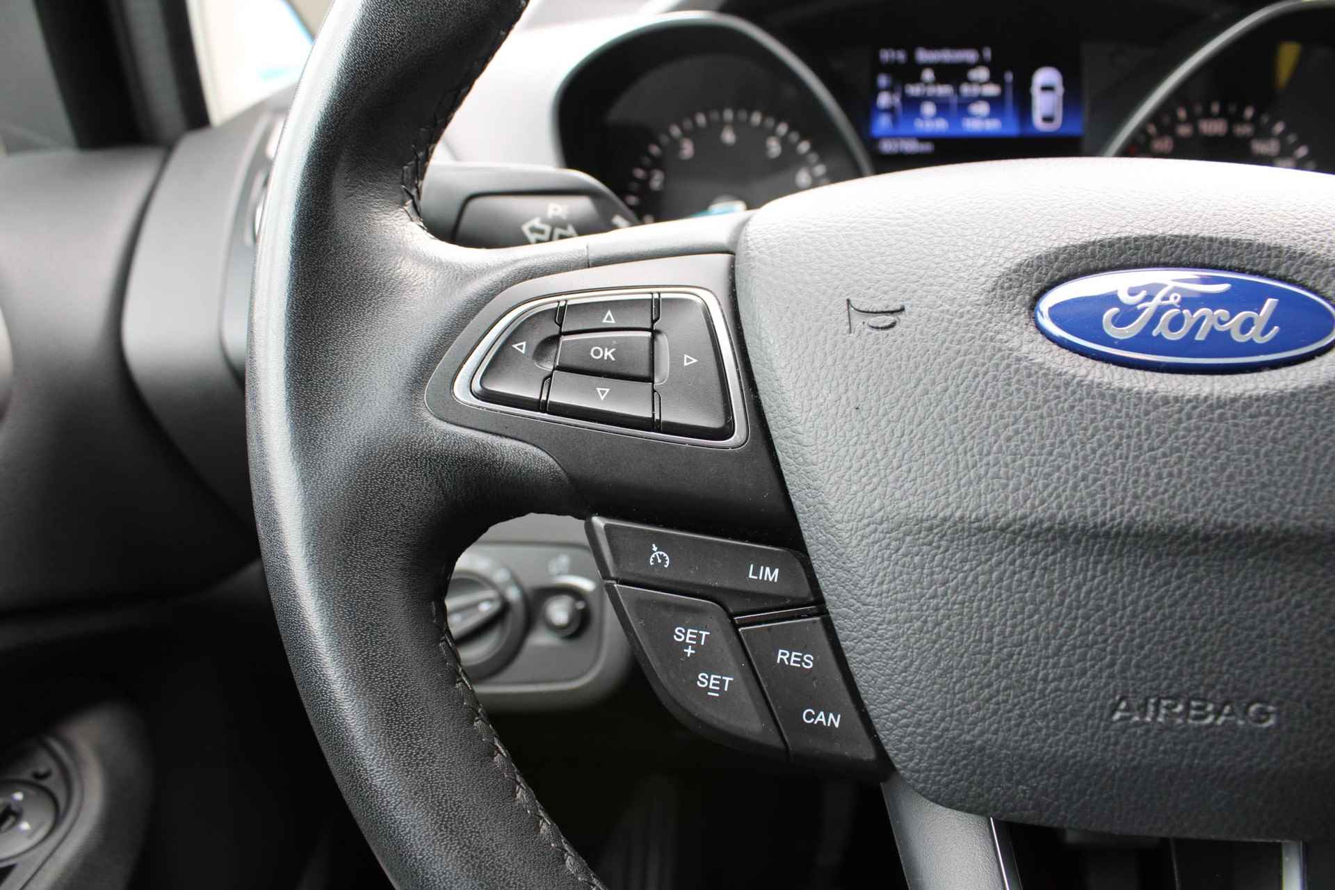 Ford C-Max 1.5 Titanium | Trekhaak | Climate Control | Navigatie | Cruise Control | Parkeersensoren Voor + Achter | - 21/37