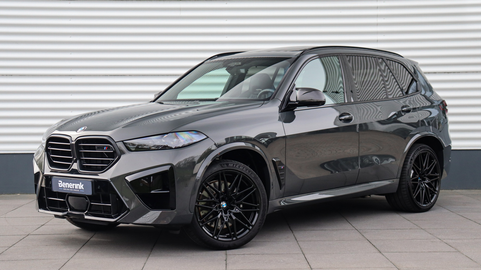 BMW X5 M Competition | Facelift | M Drivers Package | Bowers & Wilkins | Sky Lounge | Massage | Trekhaak | Soft-Close | Head-up