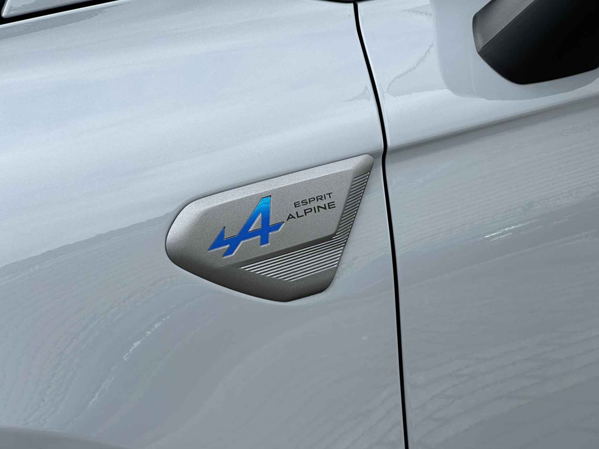Renault Clio 1.0 TCe 90 GPF esprit Alpine | Camera Achter | Stoel + Stuurverwarming | Parkeersensoren Rondom - 26/28