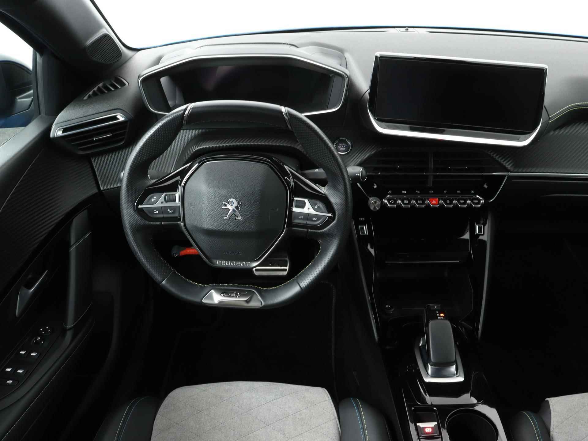 Peugeot e-208 GT 50 kWh 136pk Automaat | Navigatie | 3-fase laden | Panoramadak | Achteruitrijcamera | Stoelverwarming | Full Led koplampen | Leder/Alcantara | Keyless | Climate Control | Adaptieve Cruise Control | Parkeersensoren v+a | 3D Cockpit | Apple Carplay / Android Auto | Dodehoeksensor | 17" lichtmetalen velgen | - 13/41
