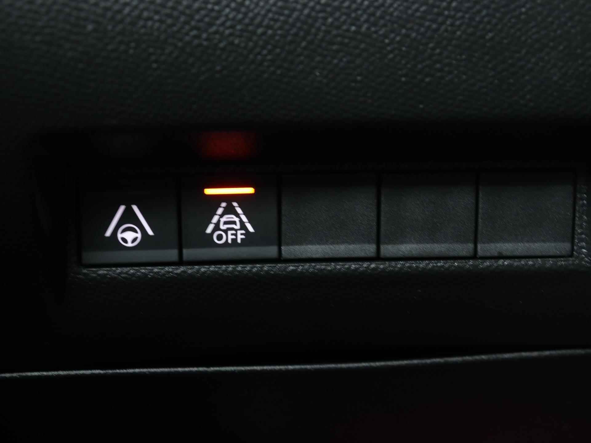 Peugeot e-208 GT 50 kWh 136pk Automaat | Navigatie | 3-fase laden | Panoramadak | Achteruitrijcamera | Stoelverwarming | Full Led koplampen | Leder/Alcantara | Keyless | Climate Control | Adaptieve Cruise Control | Parkeersensoren v+a | 3D Cockpit | Apple Carplay / Android Auto | Dodehoeksensor | 17" lichtmetalen velgen | - 21/41