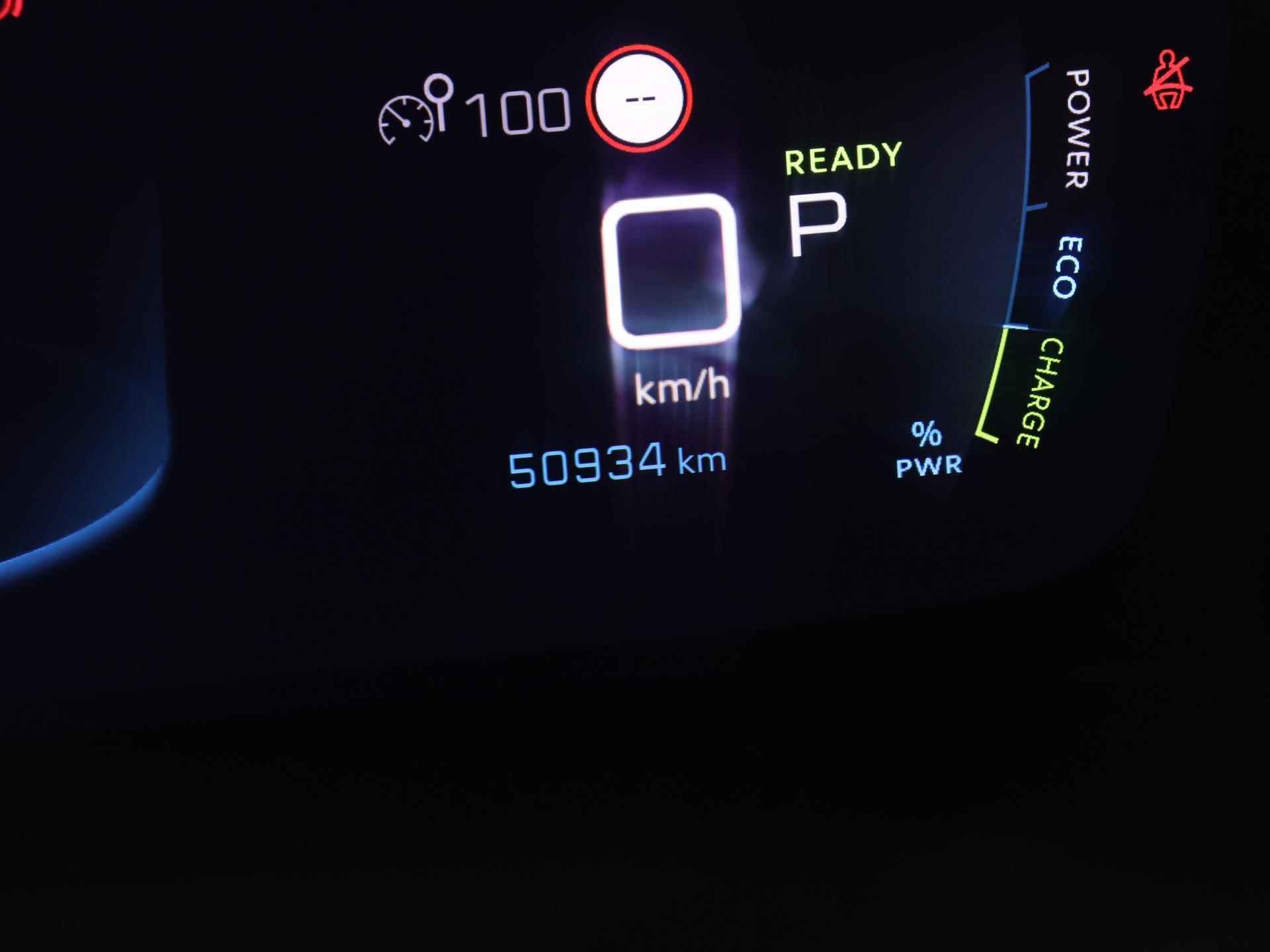 Peugeot e-208 GT 50 kWh 136pk Automaat | Navigatie | 3-fase laden | Panoramadak | Achteruitrijcamera | Stoelverwarming | Full Led koplampen | Leder/Alcantara | Keyless | Climate Control | Adaptieve Cruise Control | 3D Cockpit | Apple Carplay | Dodehoeksensor | 17" lichtmetalen velgen | - 30/41