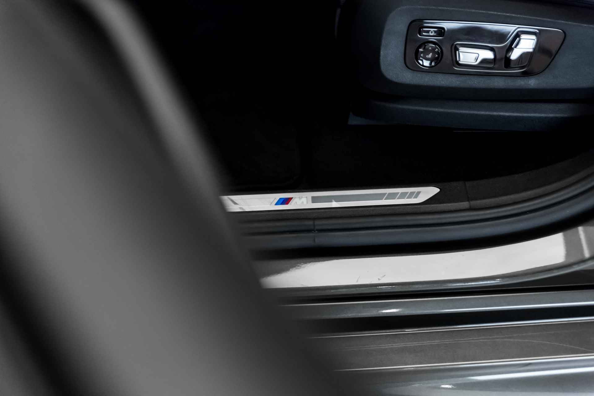 BMW X6 xDrive30d High Executive M-Sport ~Munsterhuis Sportscars~ - 25/39