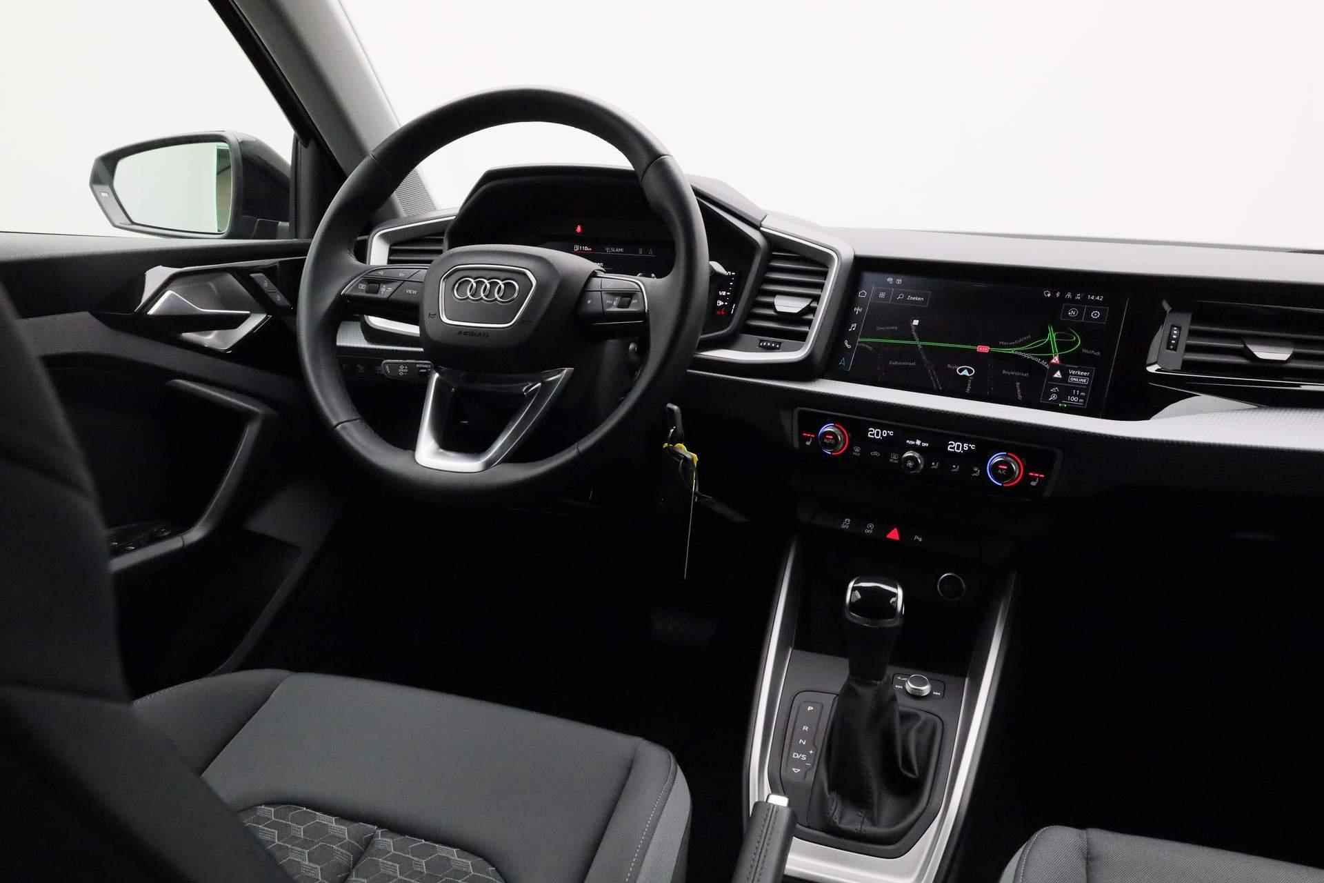 Audi A1 allstreet 35 TFSI 150PK S-tronic Advanced edition | LED | Navi | ACC | 17 inch | Zwart optiek | Stoelverwarming | Parkeersensoren voor/achter - 24/39