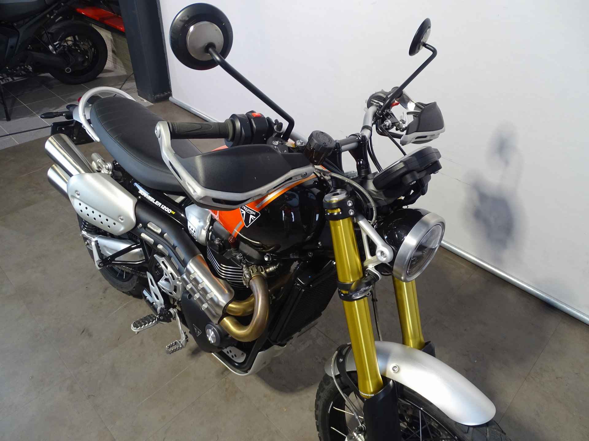 Triumph SCRAMBLER 1200 XE - 2/9