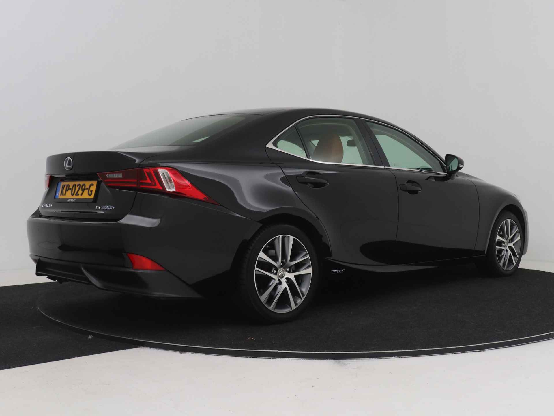 Lexus IS 300h Business Line Limited | Leer | Premium Navigatie | Park Assist | - 3/45