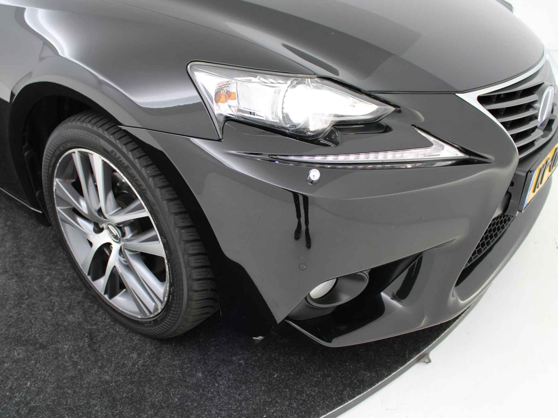 Lexus IS 300h Business Line Limited | Leer | Premium Navigatie | Park Assist | - 39/45