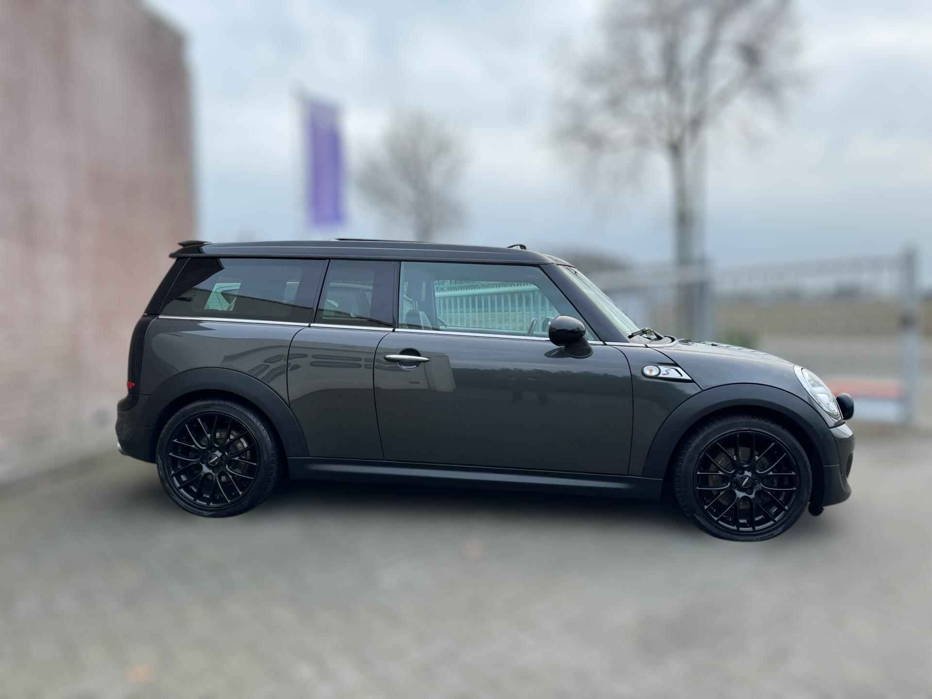 Mini Clubman 1.6 Cooper S Chili 184PK JOHN COOPER WORKS / LEDER / NAVIGATIE / PDC / CRUISE CONTROL / PANORAMADAK / STOELVERW. - 6/37