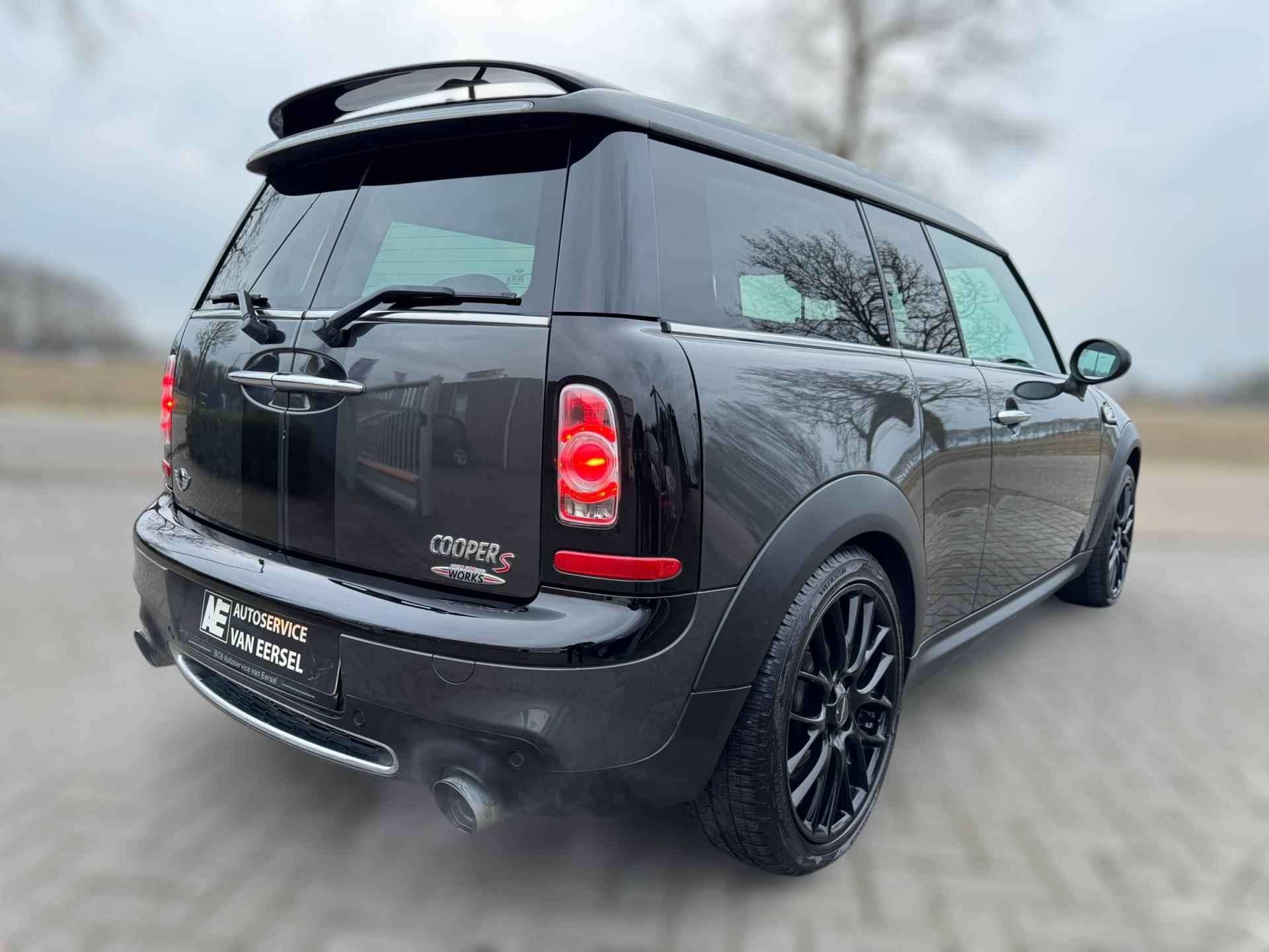 Mini Clubman 1.6 Cooper S Chili 184PK JOHN COOPER WORKS / LEDER / NAVIGATIE / PDC / CRUISE CONTROL / PANORAMADAK / STOELVERW. - 37/37