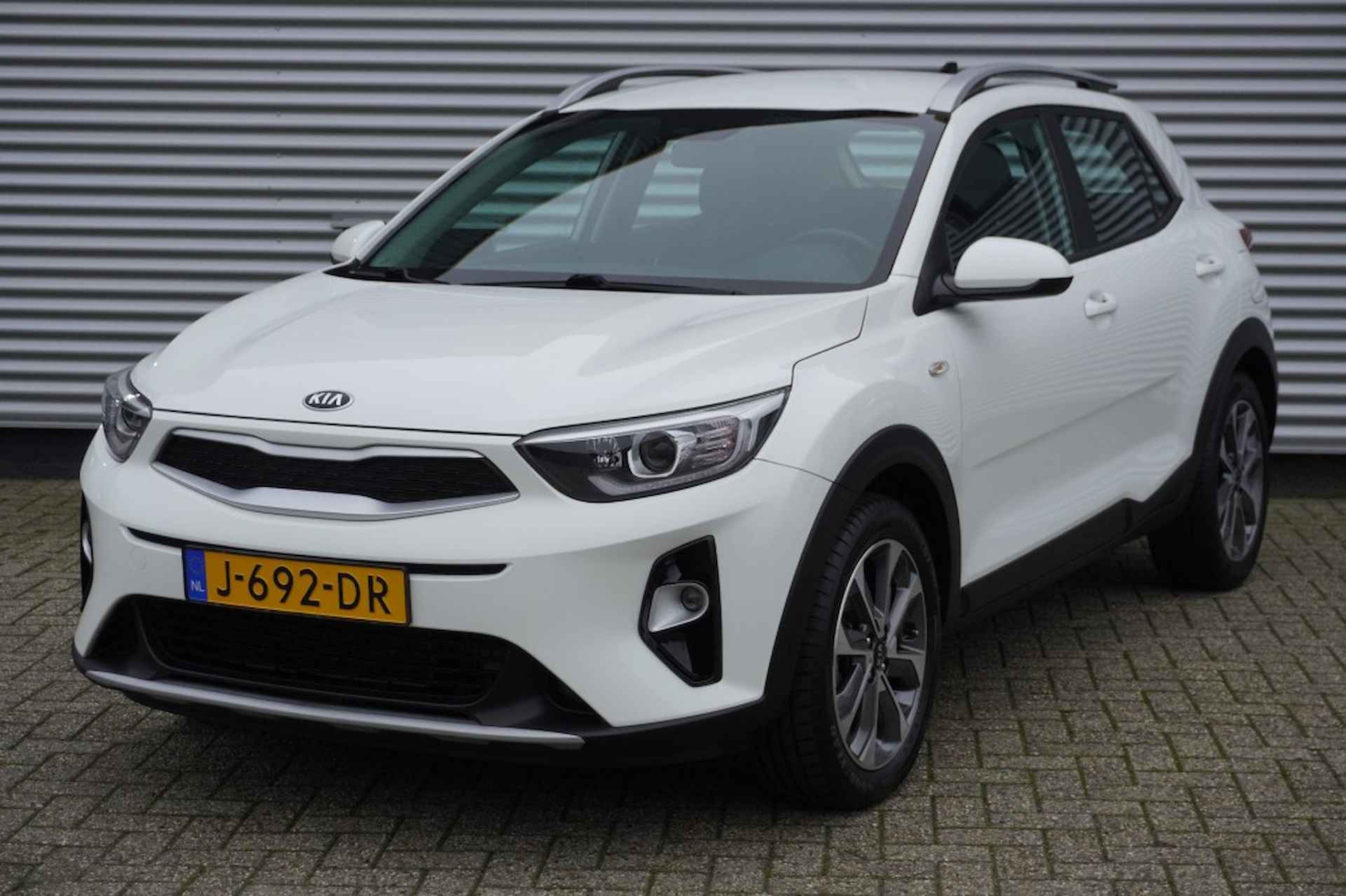 KIA Stonic 1.0 T-GDi DynamicLine / Camera / Navi / Airco / Cruise / PDC - 3/30