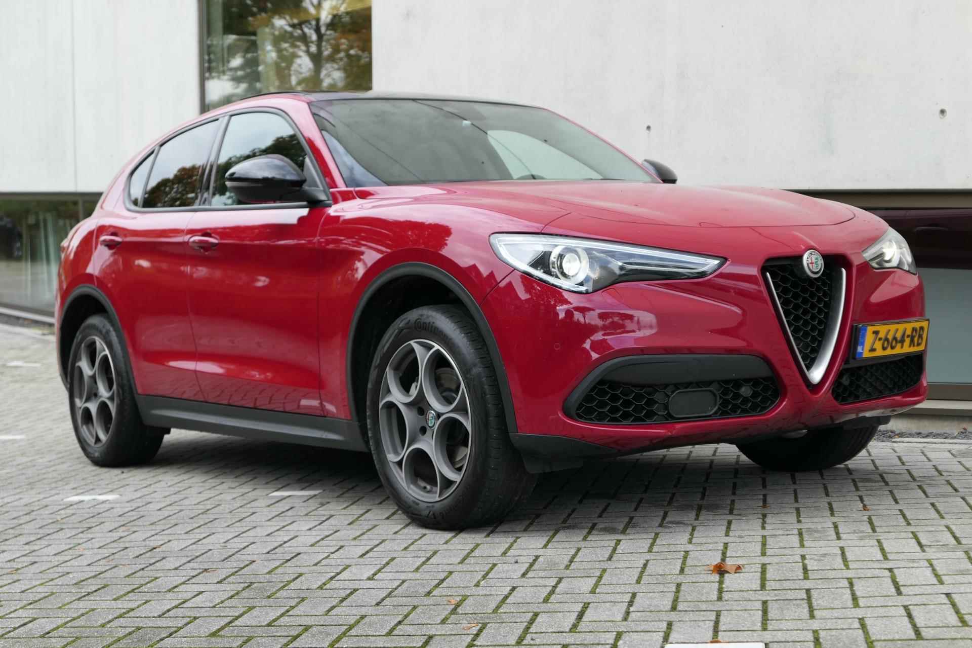 Alfa Romeo STELVIO 2.0 T AWD Super 300pk Automaat Leder Cruise Panodak Navi - 4/27