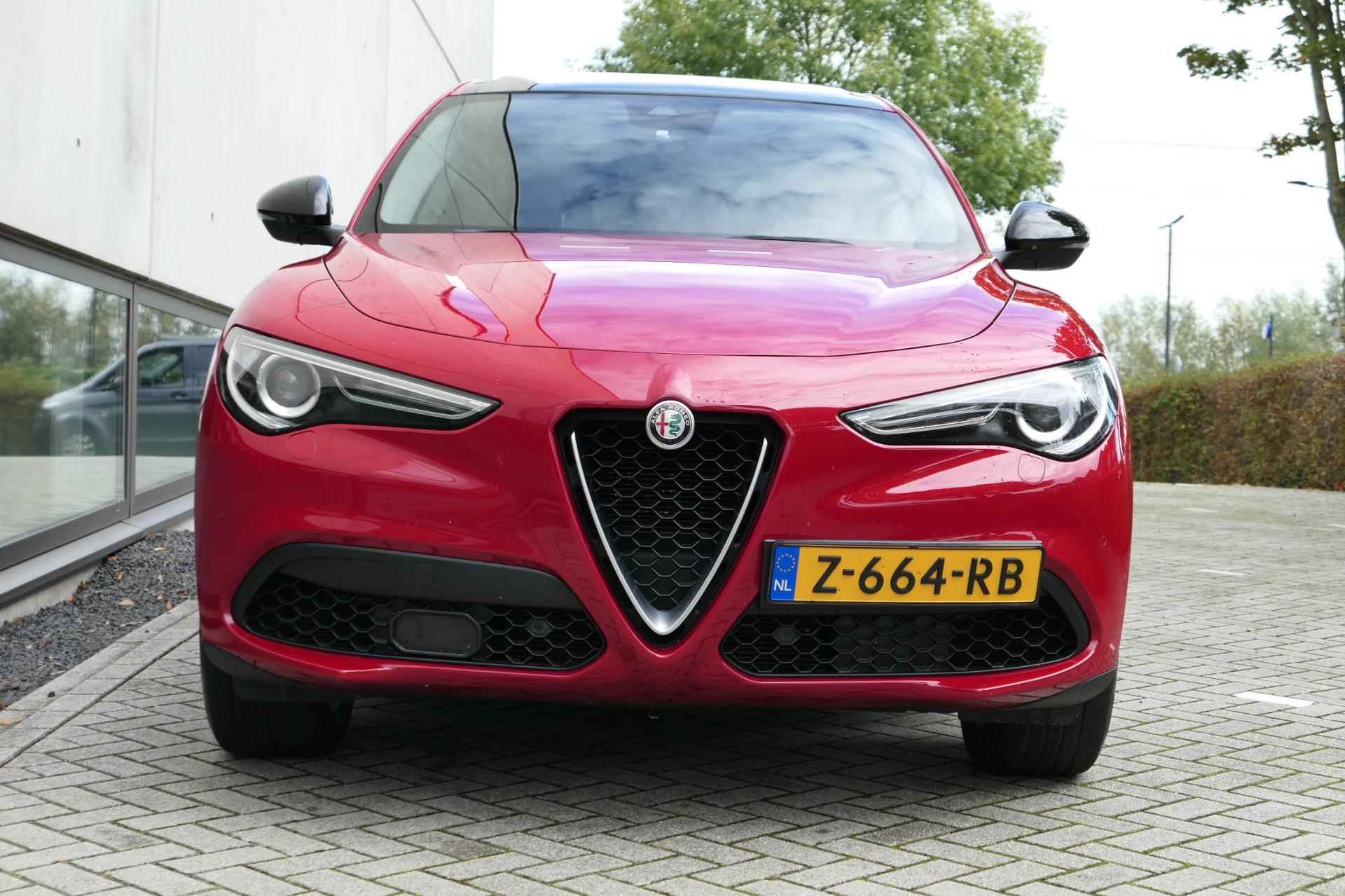 Alfa Romeo STELVIO 2.0 T AWD Super 300pk Automaat Leder Cruise Panodak Navi - 27/27