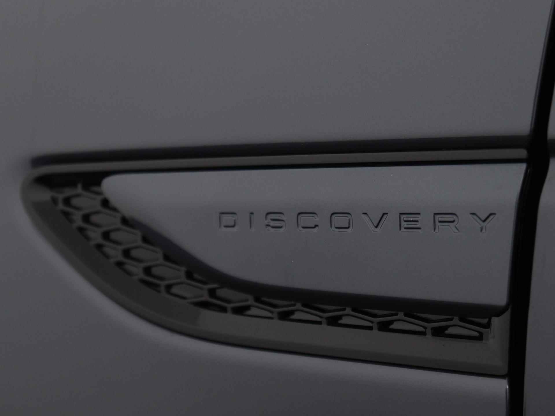 Land Rover Discovery Sport P300e R-Dynamic SE | Panorama | Stoelverwarming | Camera - 12/43