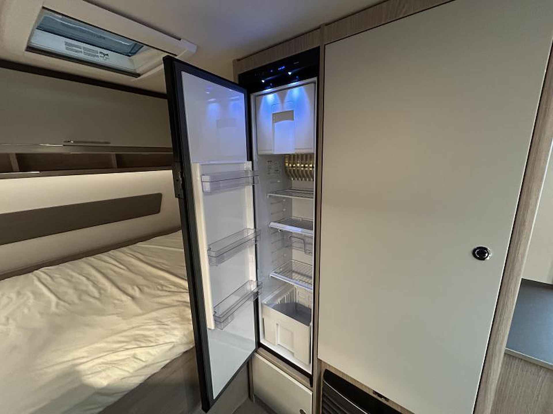 Bürstner Premio 395 TS COMPACTE CARAVAN! - 11/14