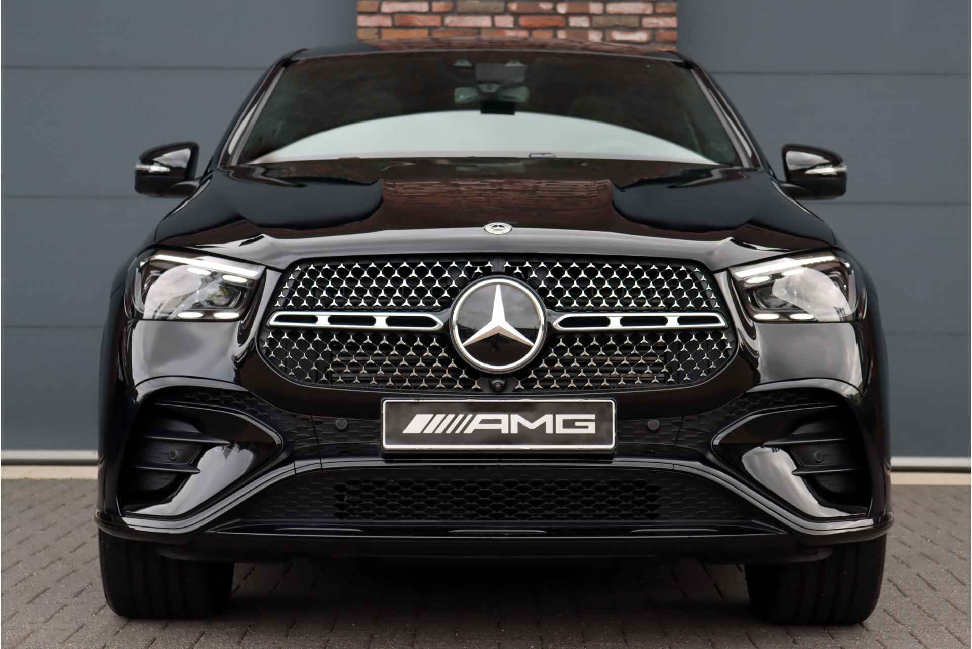 Mercedes-Benz GLE Coupé 400 e 4MATIC AMG Line Aut9 | Luchtvering | Distronic+ | Trekhaak | Burmester | Panoramadak | Memory | Keyless Go | Nightpakket | Voorklimatisering | Rijassistentiepakket+ | - 14/49