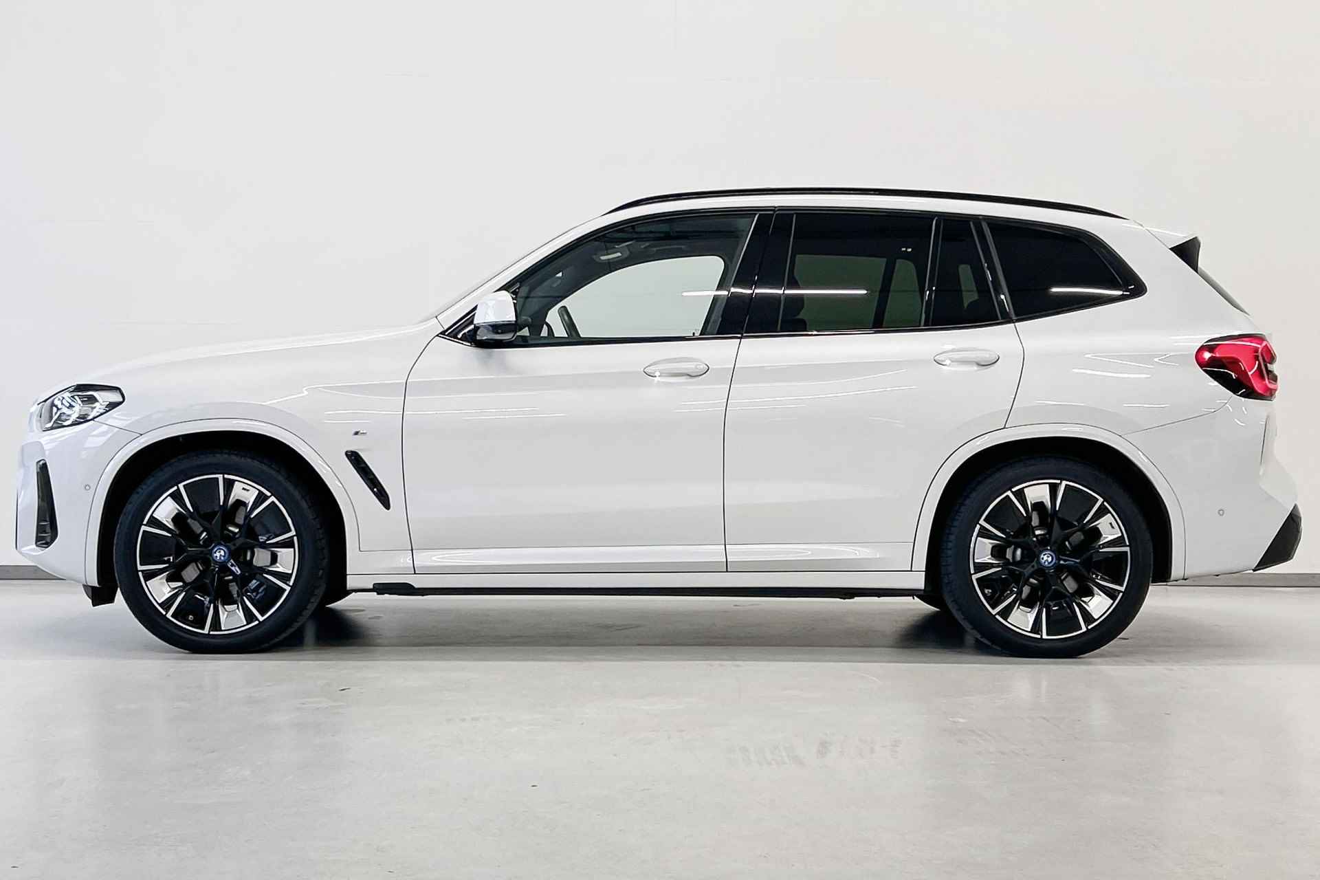 BMW iX3 High Executive M Sportpakket - 4/23