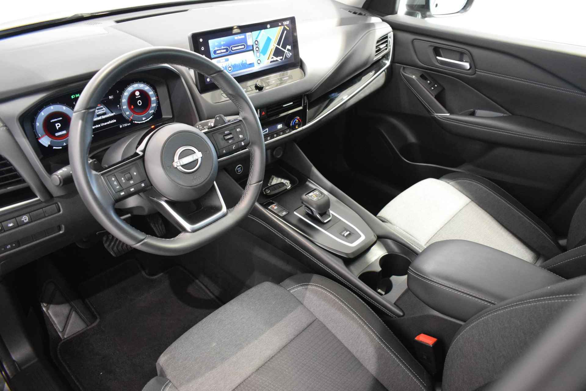 Nissan Qashqai 1.3 MHEV Xtronic N-Connecta | Panorama dak | 360-Camera | Parkeersensoren | Dodehoek detectie | Navigatie | Adaptive cruise control | Keyless entry | Automatische regen/lichtsensor | - 21/56