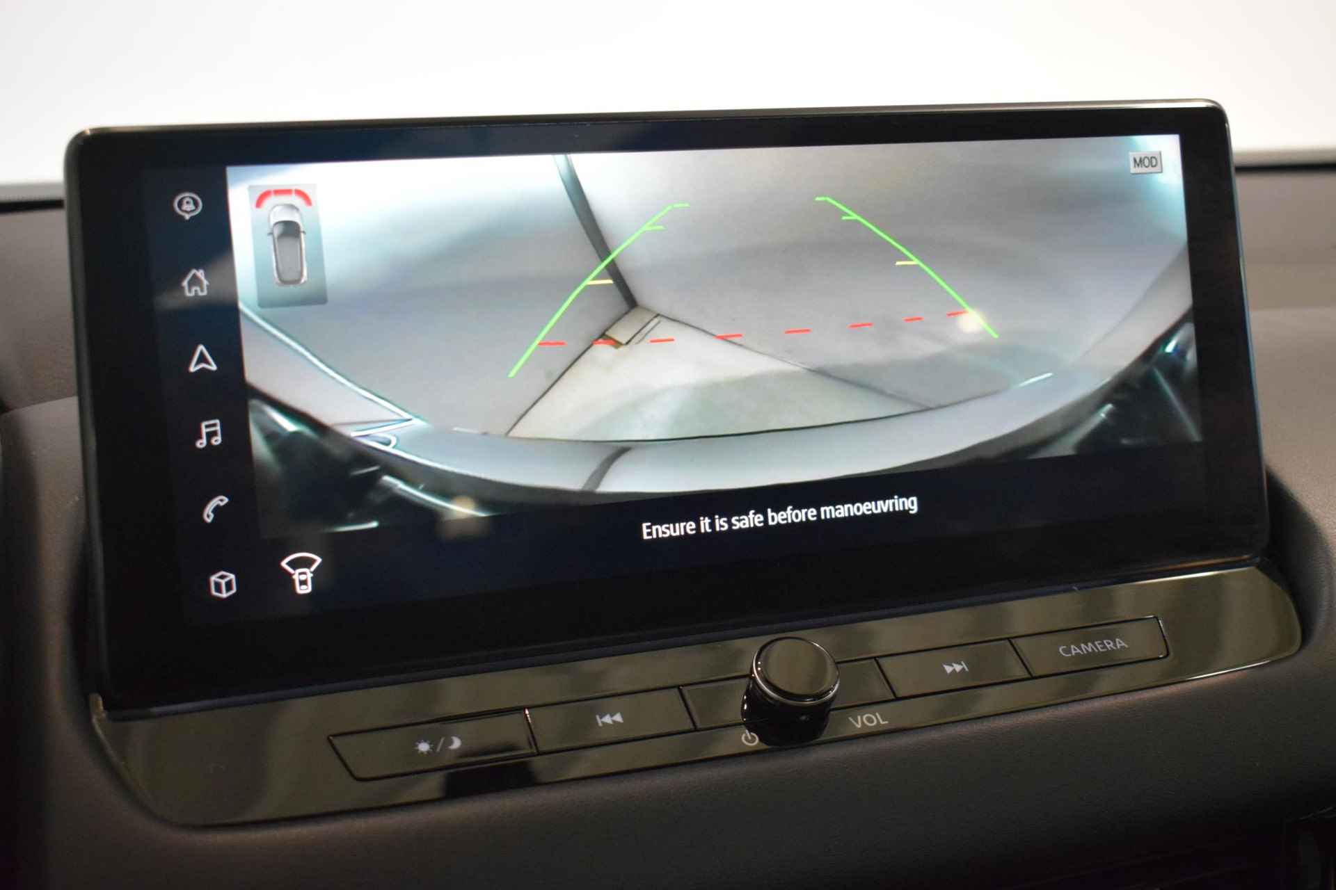 Nissan Qashqai 1.3 MHEV Xtronic N-Connecta | Panorama dak | 360-Camera | Parkeersensoren | Dodehoek detectie | Navigatie | Adaptive cruise control | Keyless entry | Automatische regen/lichtsensor | - 40/56