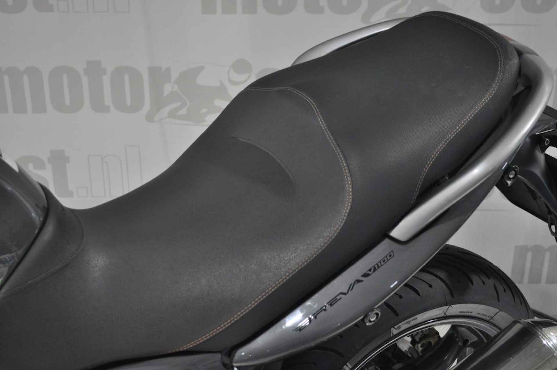 MOTO GUZZI Breva 1100 - 11/22