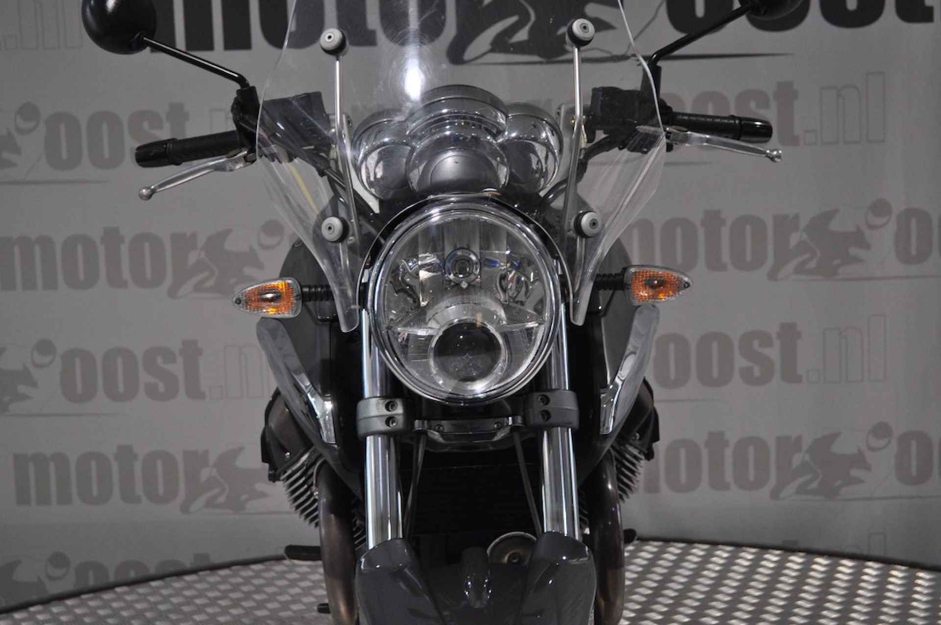 MOTO GUZZI Breva 1100 - 13/22