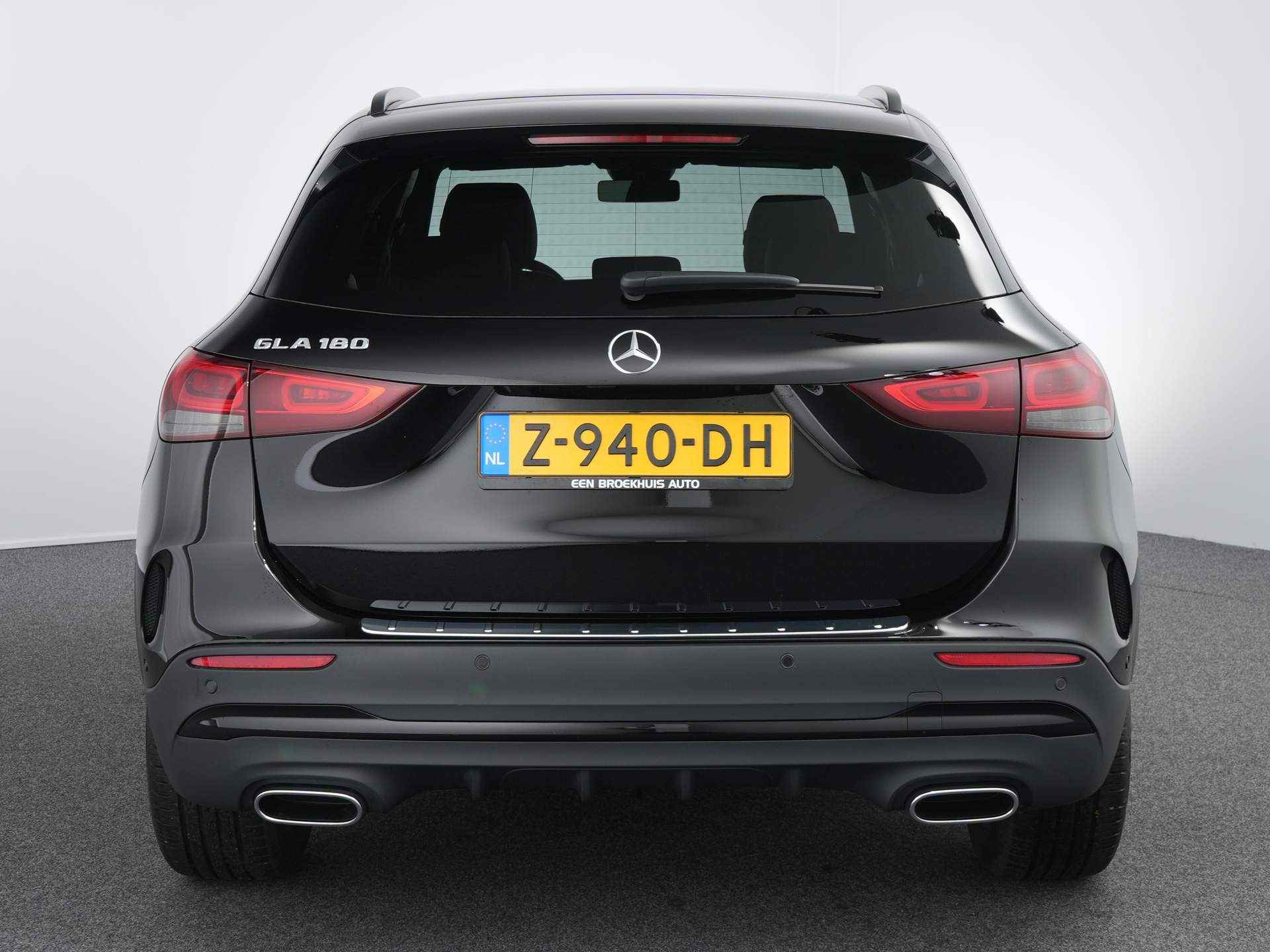 Mercedes-Benz GLA 180 AMG Line. Navigatie | Stoelverwarming | Achteruitrijcamera | - 5/50