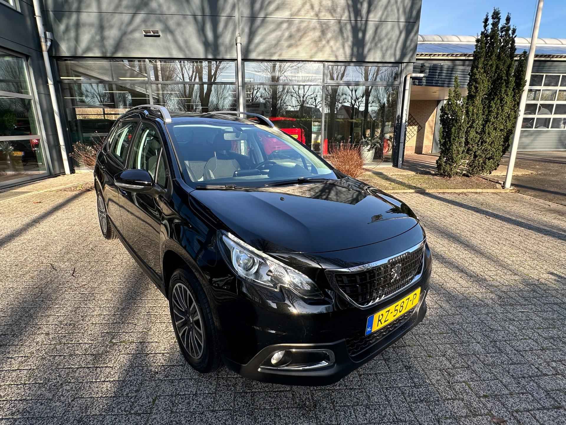 Peugeot 2008 1.2 PureTech Blue Lion carplay - 8/30