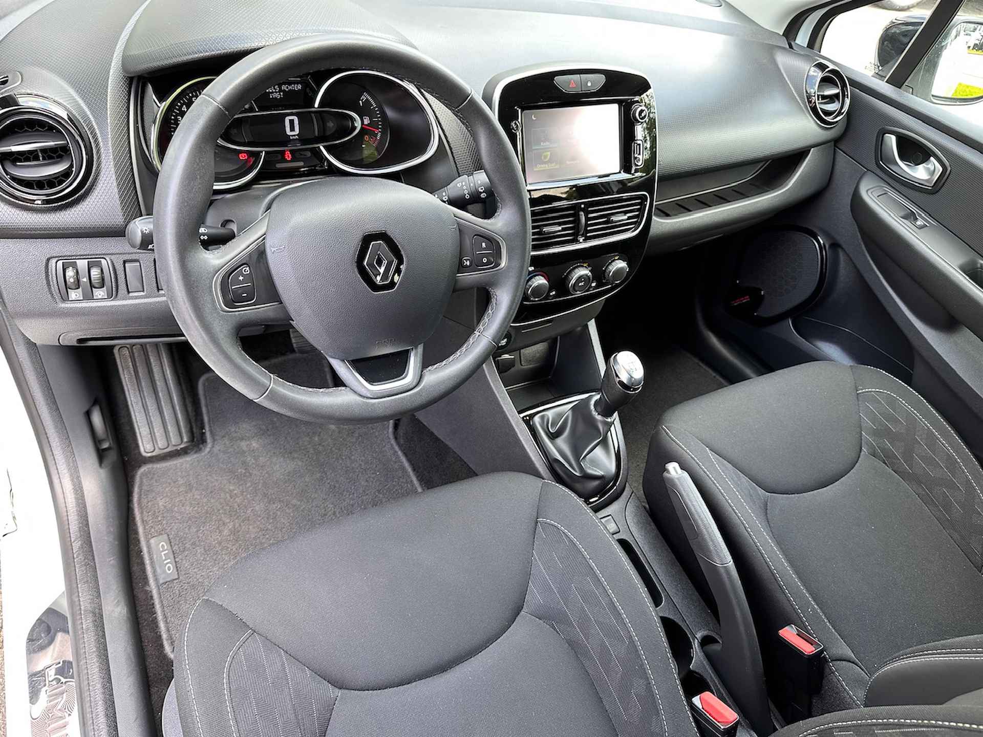 RENAULT Clio 0.9 TCe 90pk Limited | Navigatie | Camera | Keyless | PDC V+A - 6/28