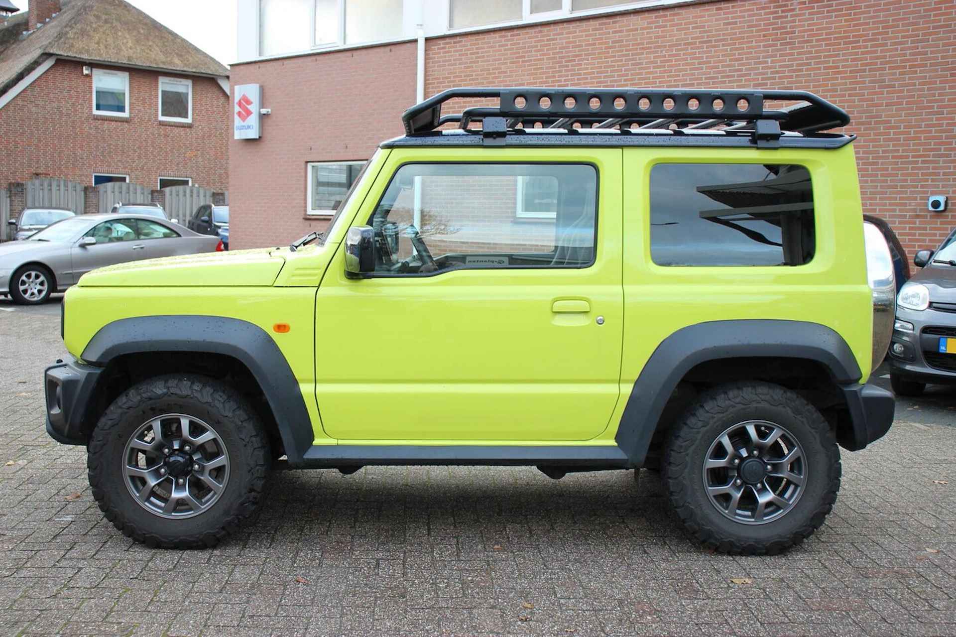 Suzuki Jimny 1.5 Stijl | Trekhaak | Navi | Clima | Cruise | - 4/26