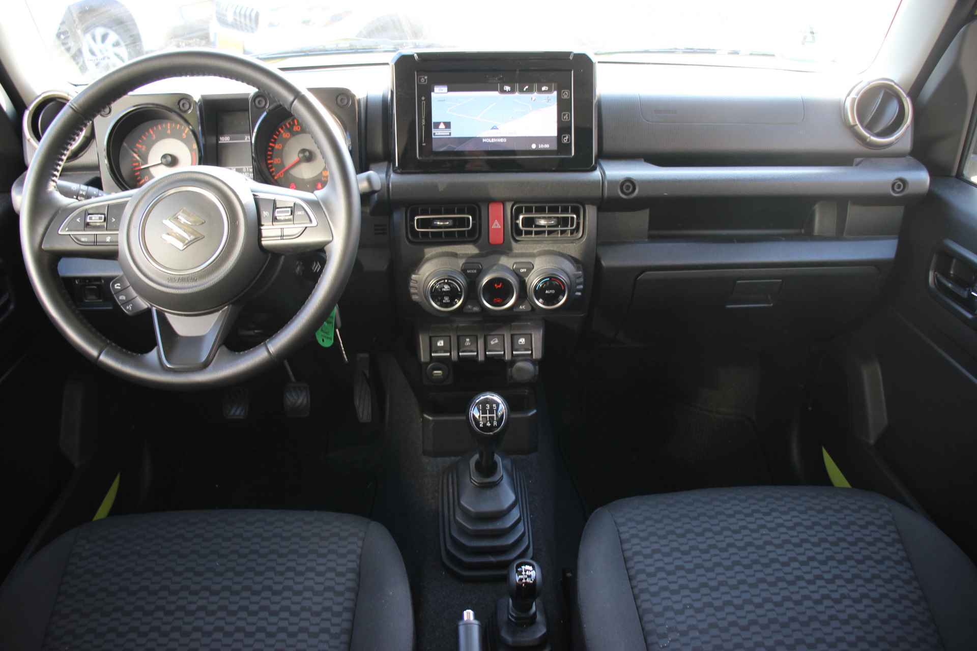 Suzuki Jimny 1.5 Stijl | 4-zits | Trekhaak | Navi | Clima | Cruise | - 4/28