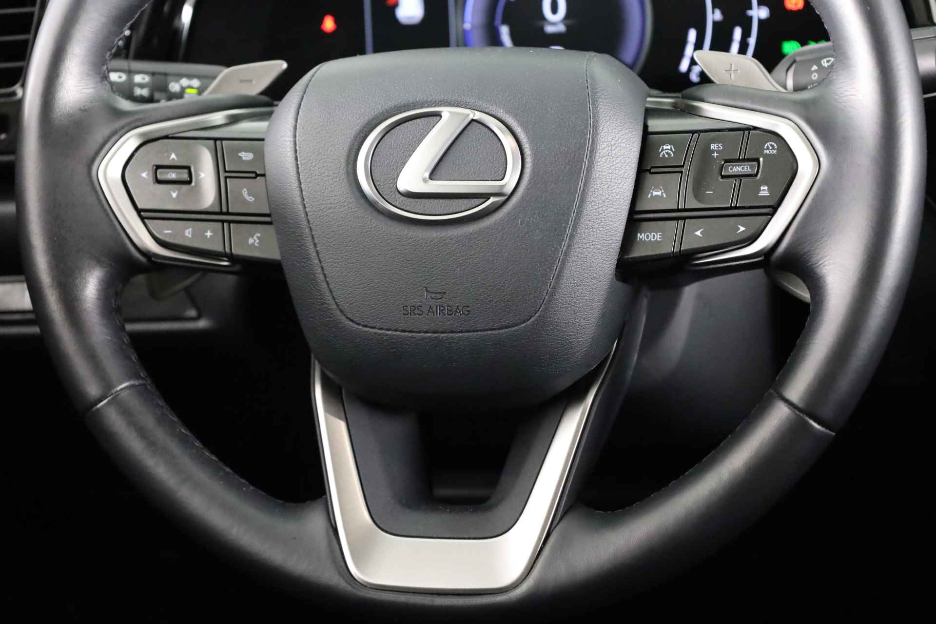 Lexus NX 350h Business Line Limited - 43/47