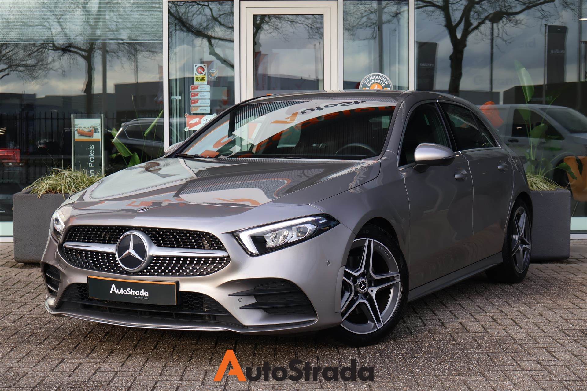 Mercedes A-Klasse A 180 AMG-Line 136pk 7G-DCT | Camera | Cruise | Climate | Navi | LED | Stoelverwarming