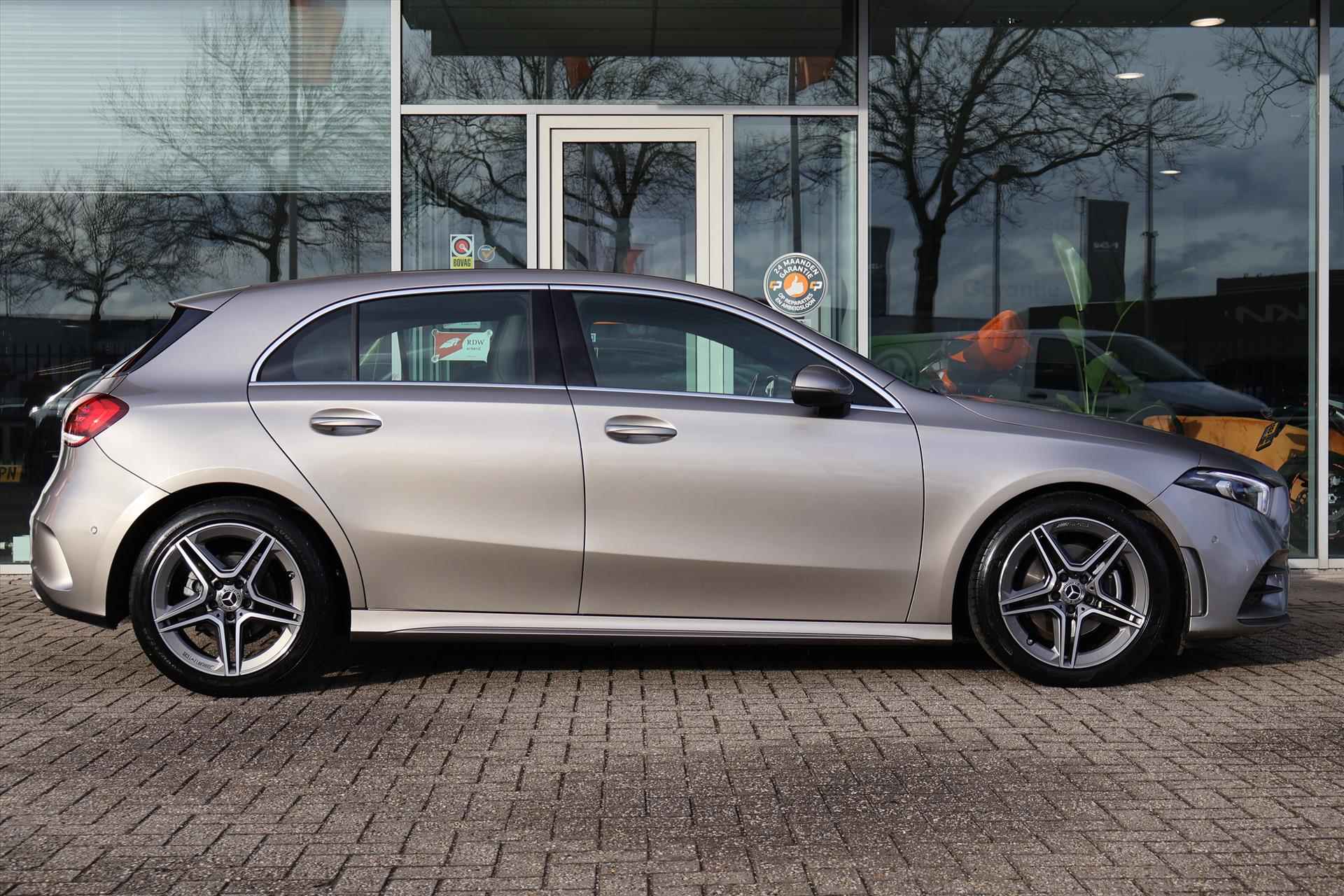 Mercedes A-Klasse A 180 AMG-Line 136pk 7G-DCT | Camera | Cruise | Climate | Navi | LED | Stoelverwarming - 12/44