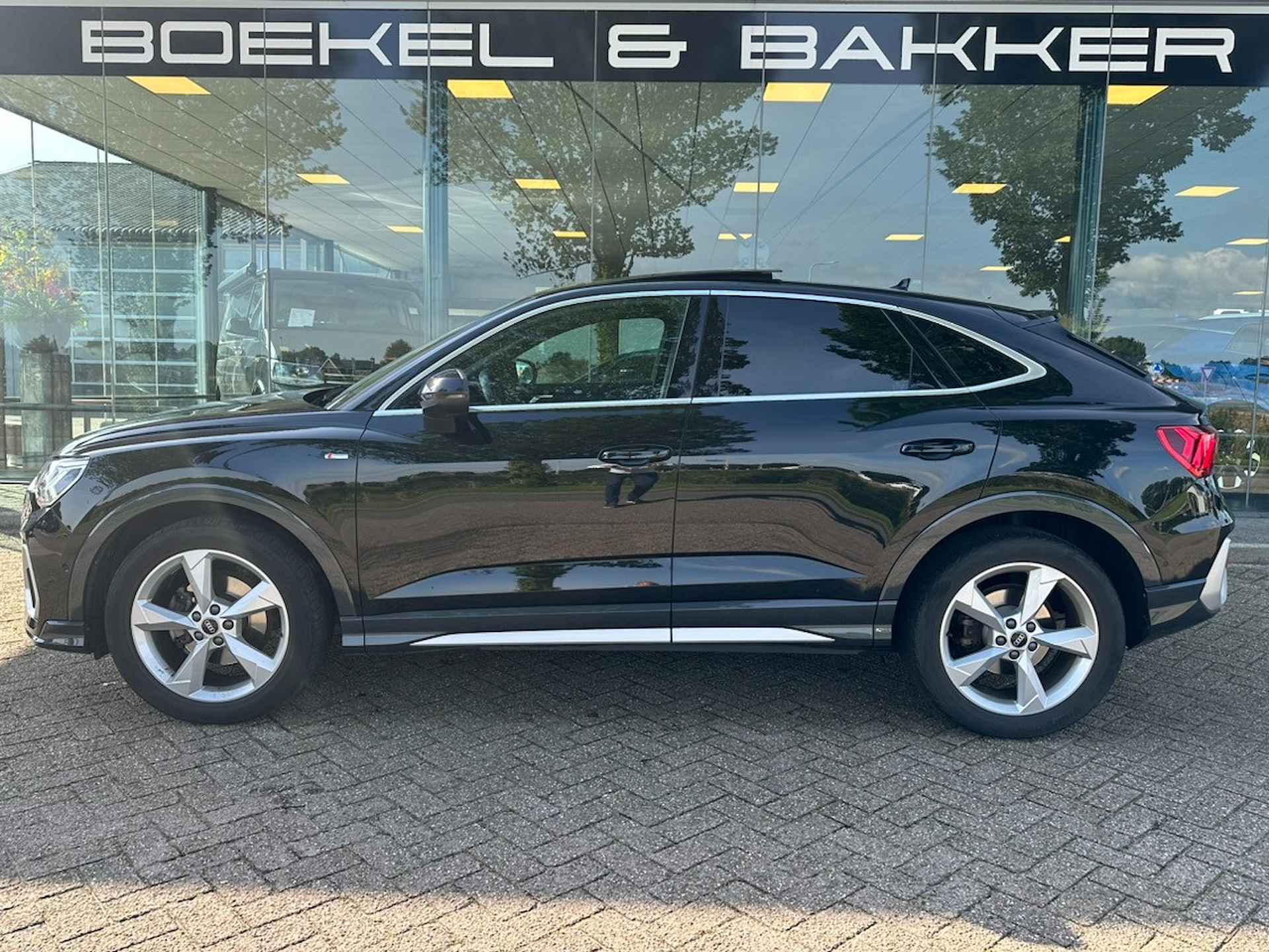 Audi Q3 Sportback 35 TFSI S Edition - Panodak - Virtual Cockpit - 9/15