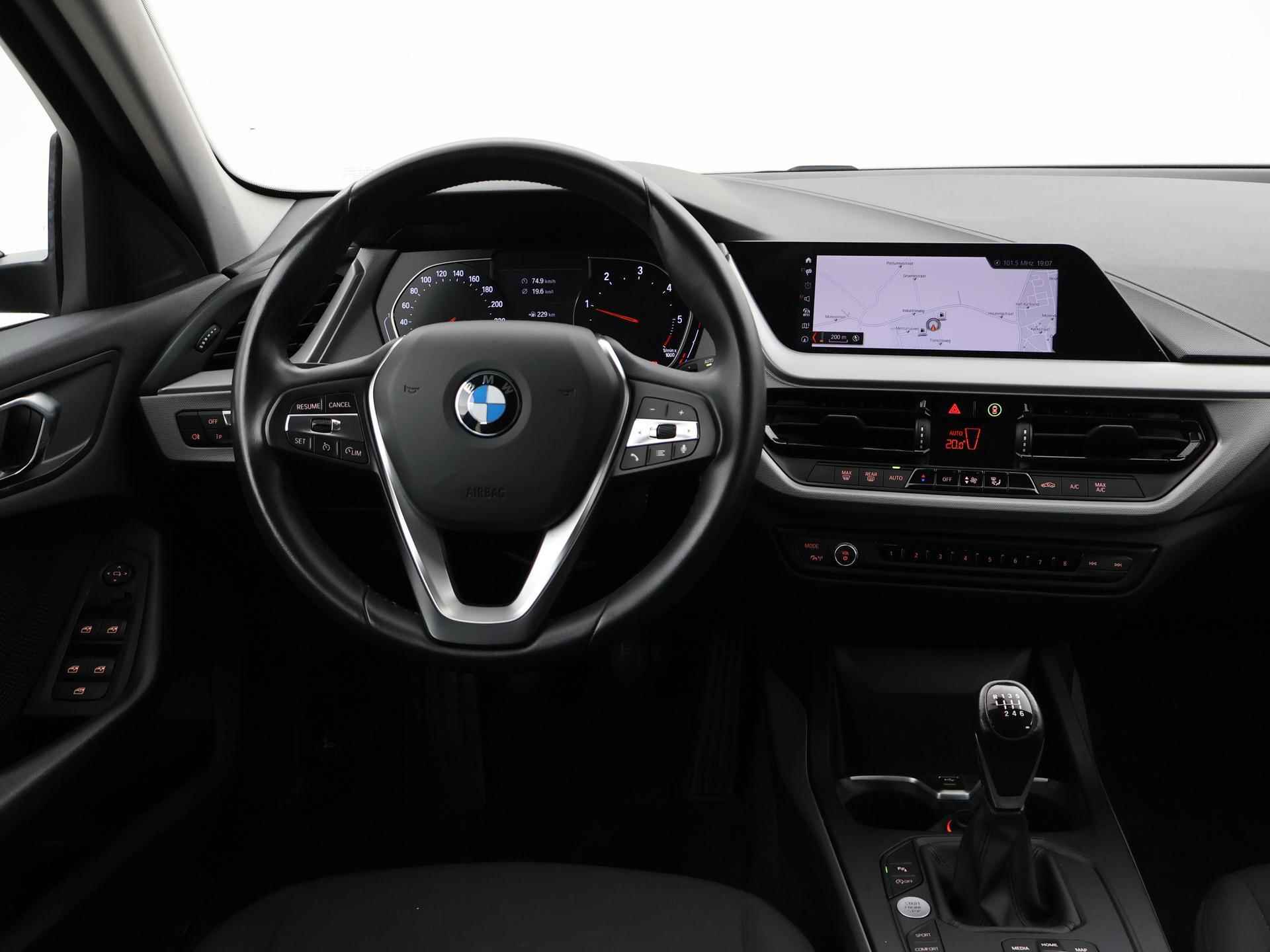 BMW 1-serie 116d DIESEL NIEUW MODEL + APPLE CARPLAY / NAVIGATIE - 4/48