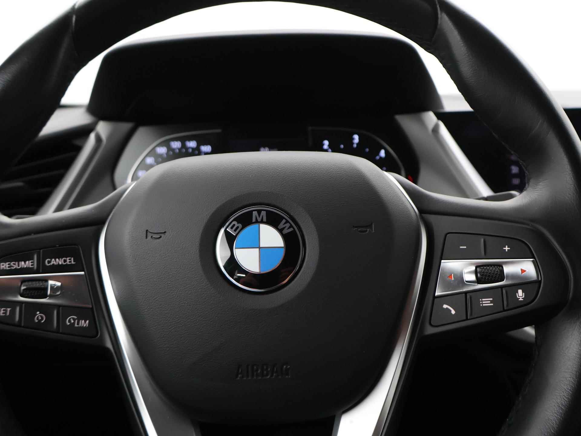 BMW 1-serie 116d DIESEL NIEUW MODEL + APPLE CARPLAY / NAVIGATIE - 32/48