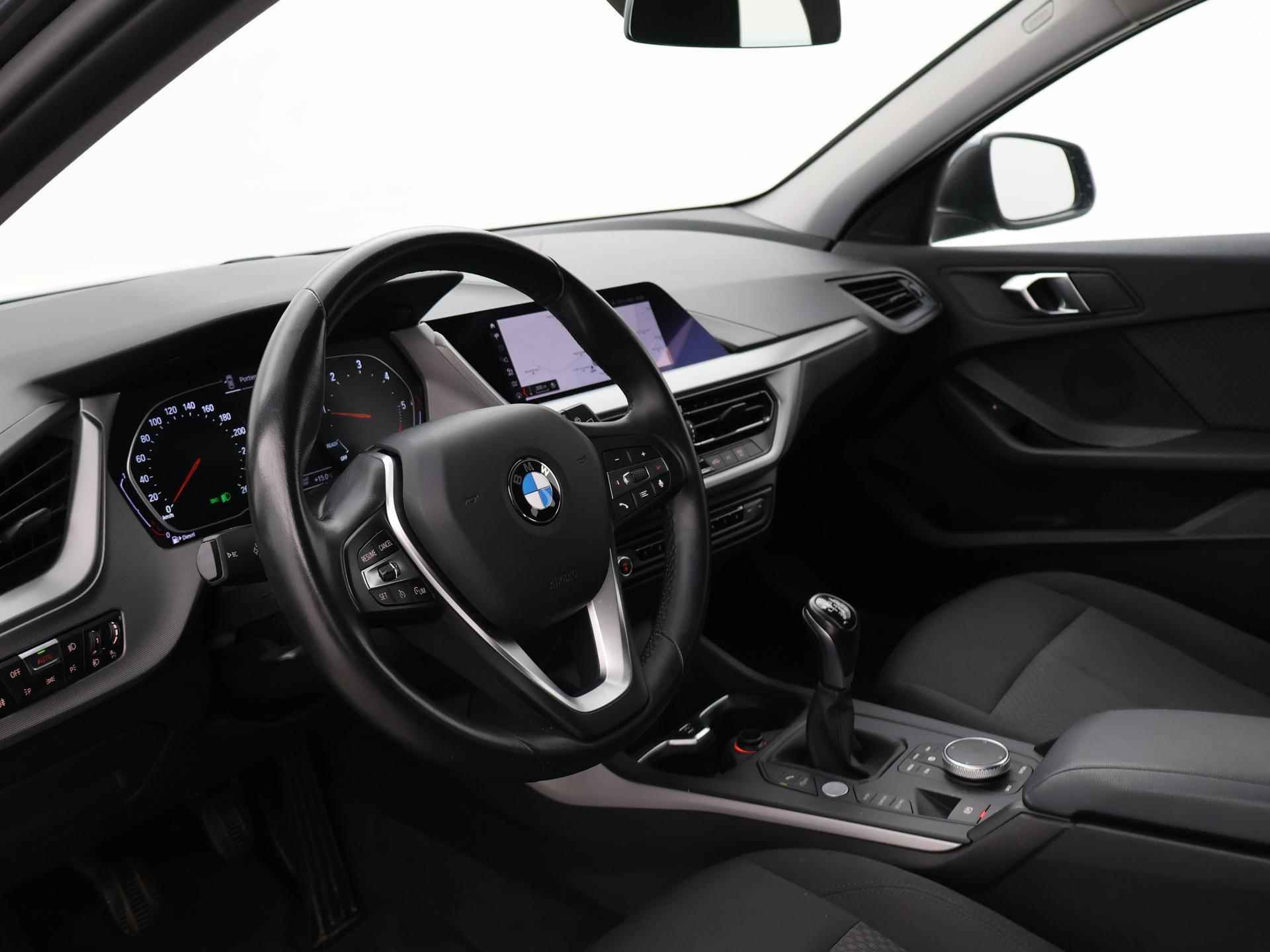 BMW 1-serie 116d DIESEL NIEUW MODEL + APPLE CARPLAY / NAVIGATIE - 43/48