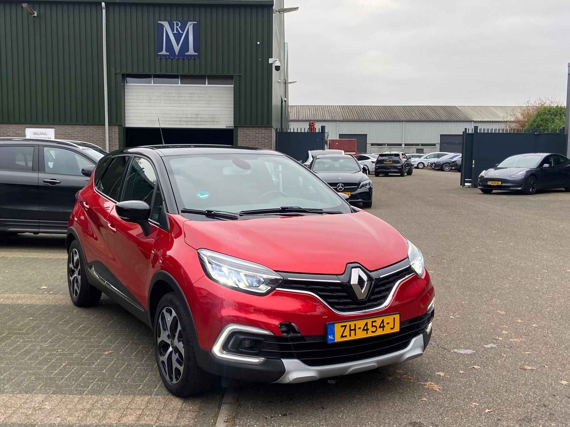 Renault Captur 0.9 TCe Intens | ORIG. NL. NAP KM. | CAMERA | FULL LED | RIJKLAARPRIJS INCL. 12 MND. BOVAGGARANTIE - 4/30