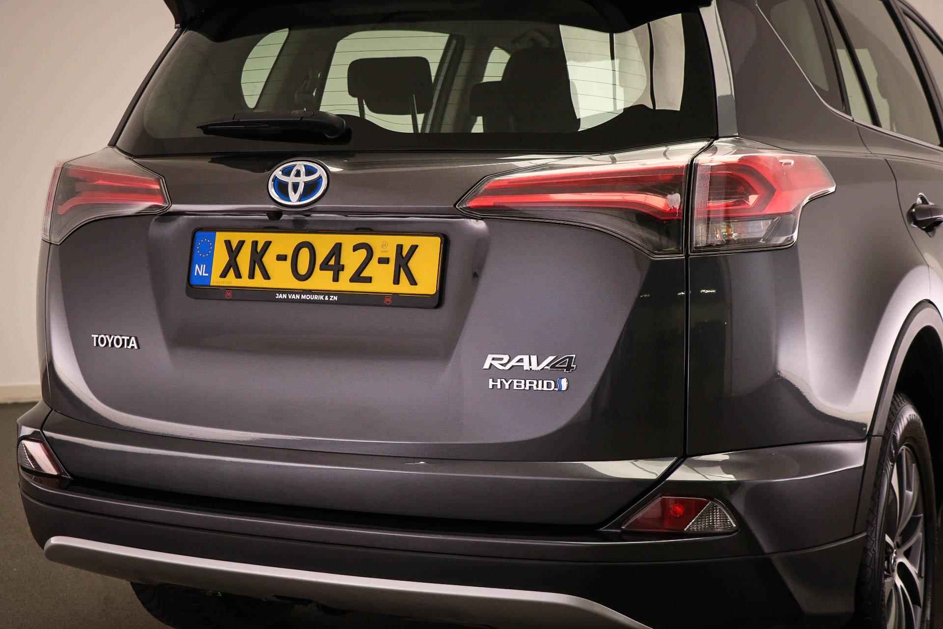 Toyota RAV4 2.5 Hybrid First Edition | CLIMA | CAMERA | NAVIGATIE - 22/57