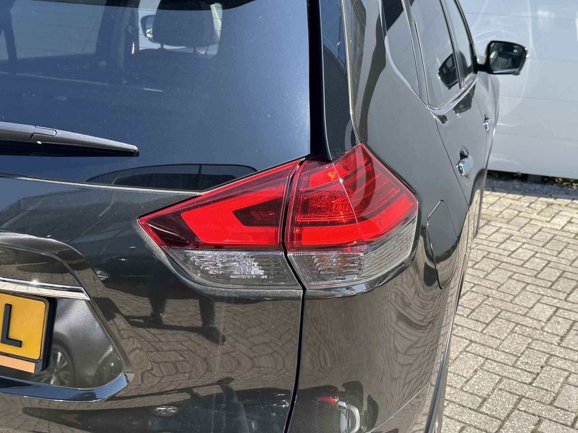 Nissan X-Trail 1.3 DIG-T 158 N-Connecta | Automaat | Trekhaak | Open Dak | A. Camera | Elec. A. Klep | Unieke Kleur | NL Auto! - 29/41