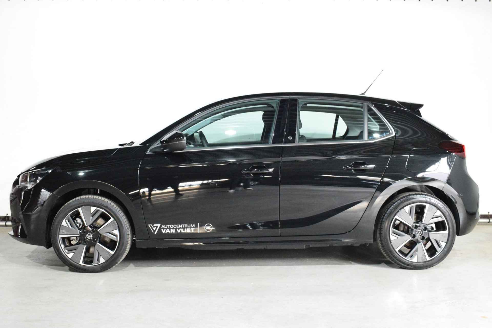 Opel Corsa-e Level 3 50 kWh | 3 FASE | CRUISECONTROL | NAVIGATIE | E.C.C. | CARPLAY | ACHTERUITRIJCAMERA | PARKEERSENSOREN - 2/32