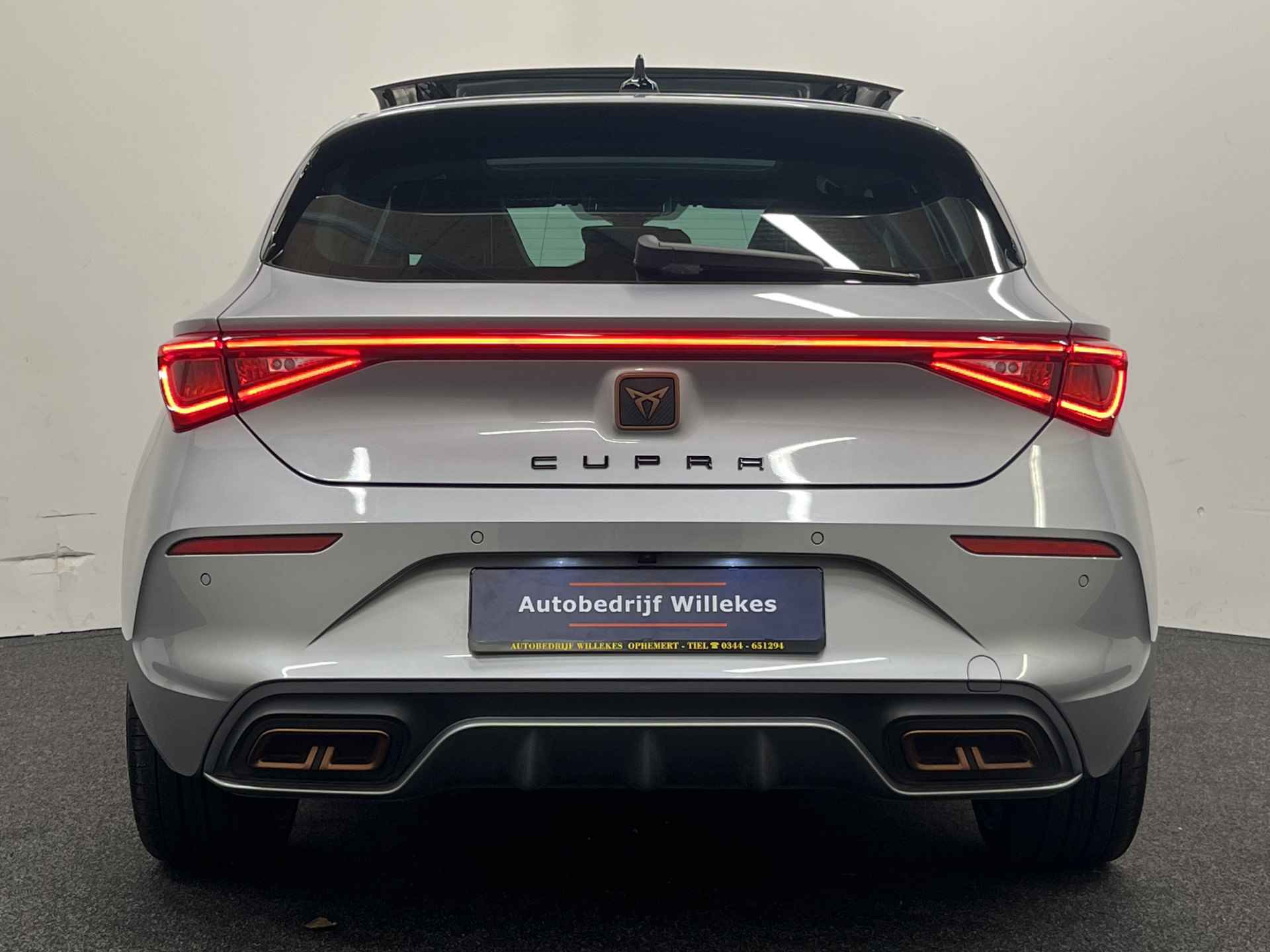 CUPRA Leon 1.4 e-Hybrid VZ Performance 245 PK | PANORAMADAK | NAVI | STOEL-/STUURVERWARMING | ACC | KEYLESS | - 8/58