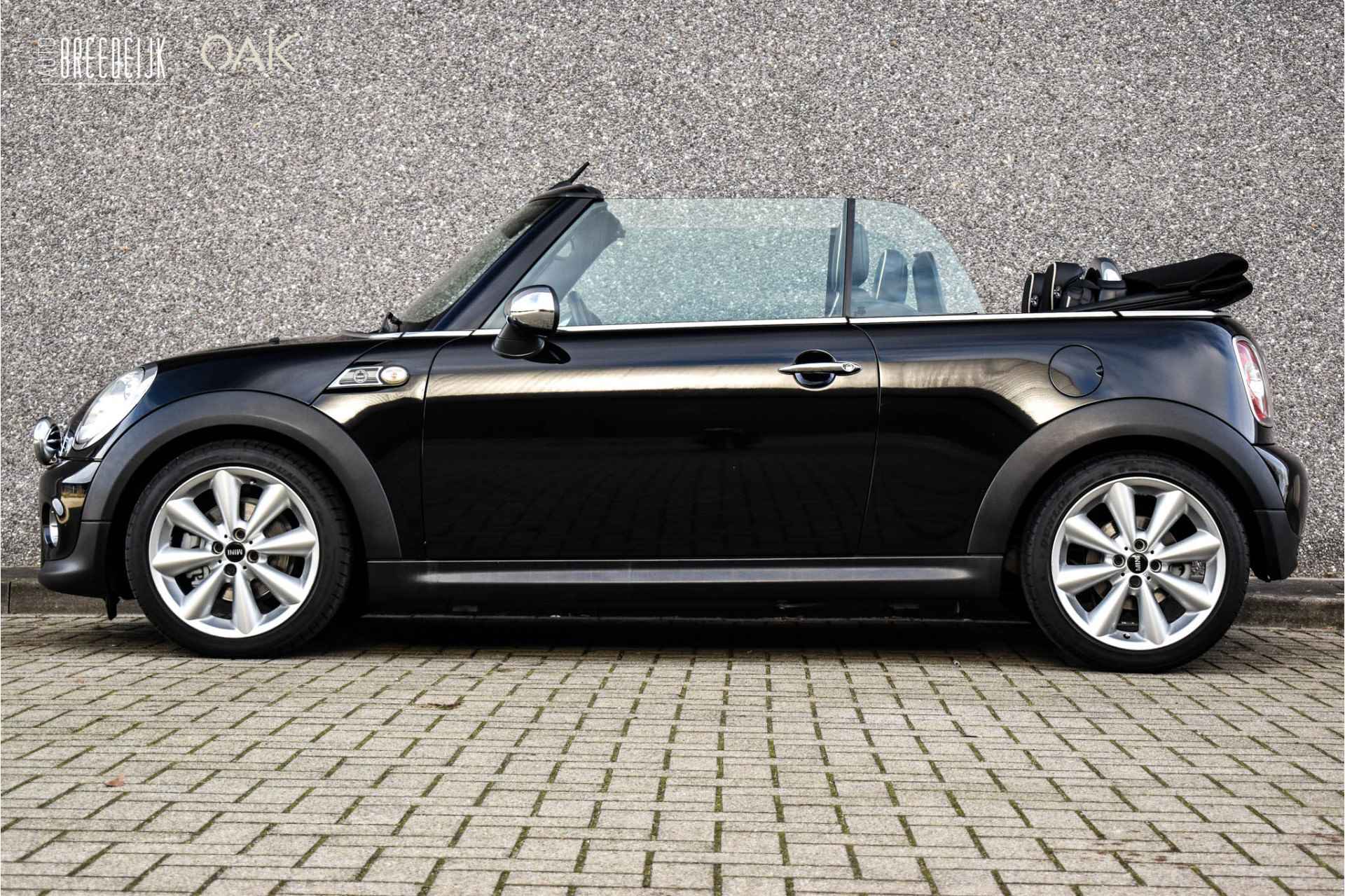 MINI Cabrio 1.6 Cooper Chili | Lounge Leder | Xenon | 17"LM | PDC | Stoelverwarming | Midnight Black - 10/21