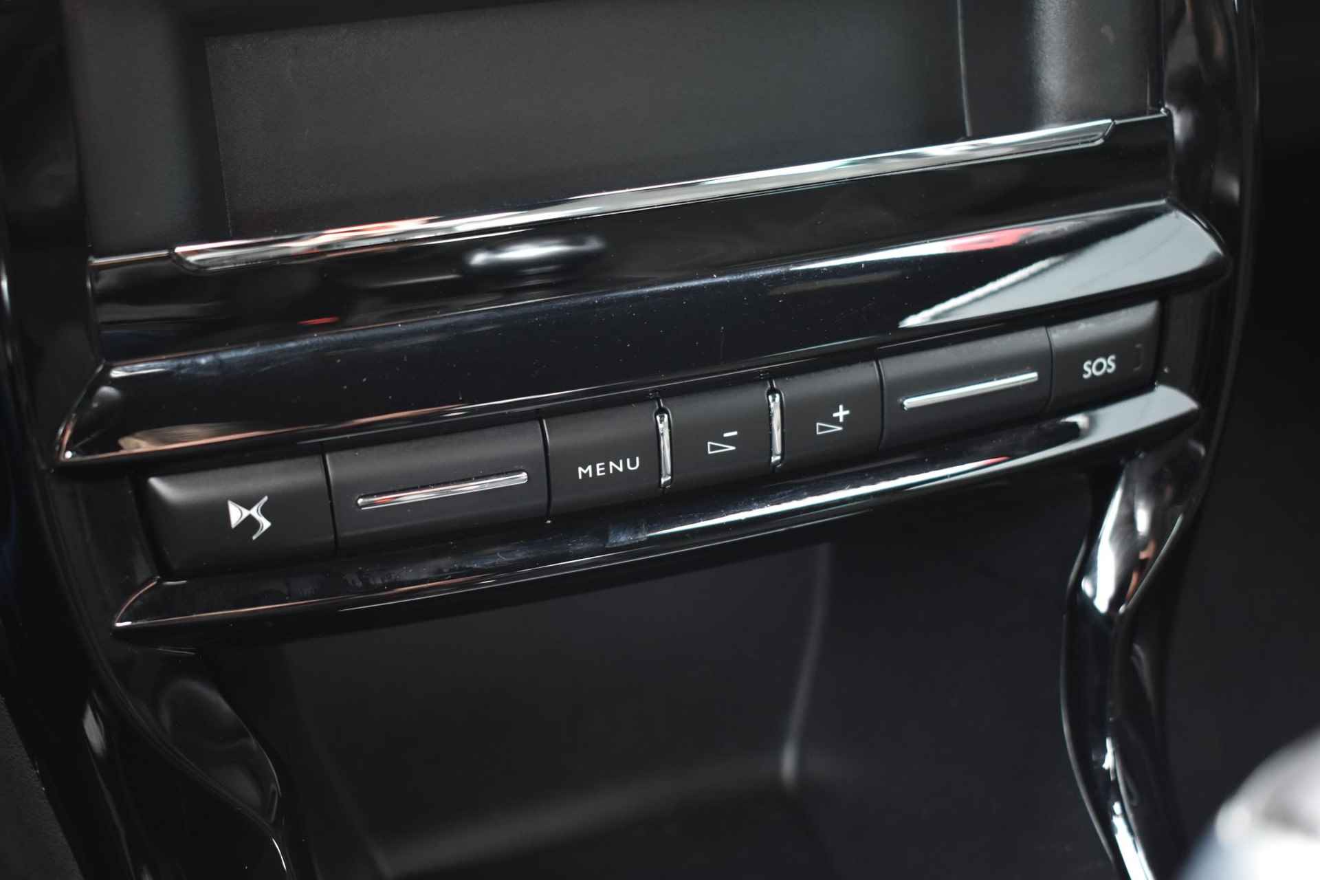 DS 3 Cabrio 1.2 PureTech Sport Chic | 130PK | LED Koplampen | Navigatie | Achteruitrijcamera | - 24/33