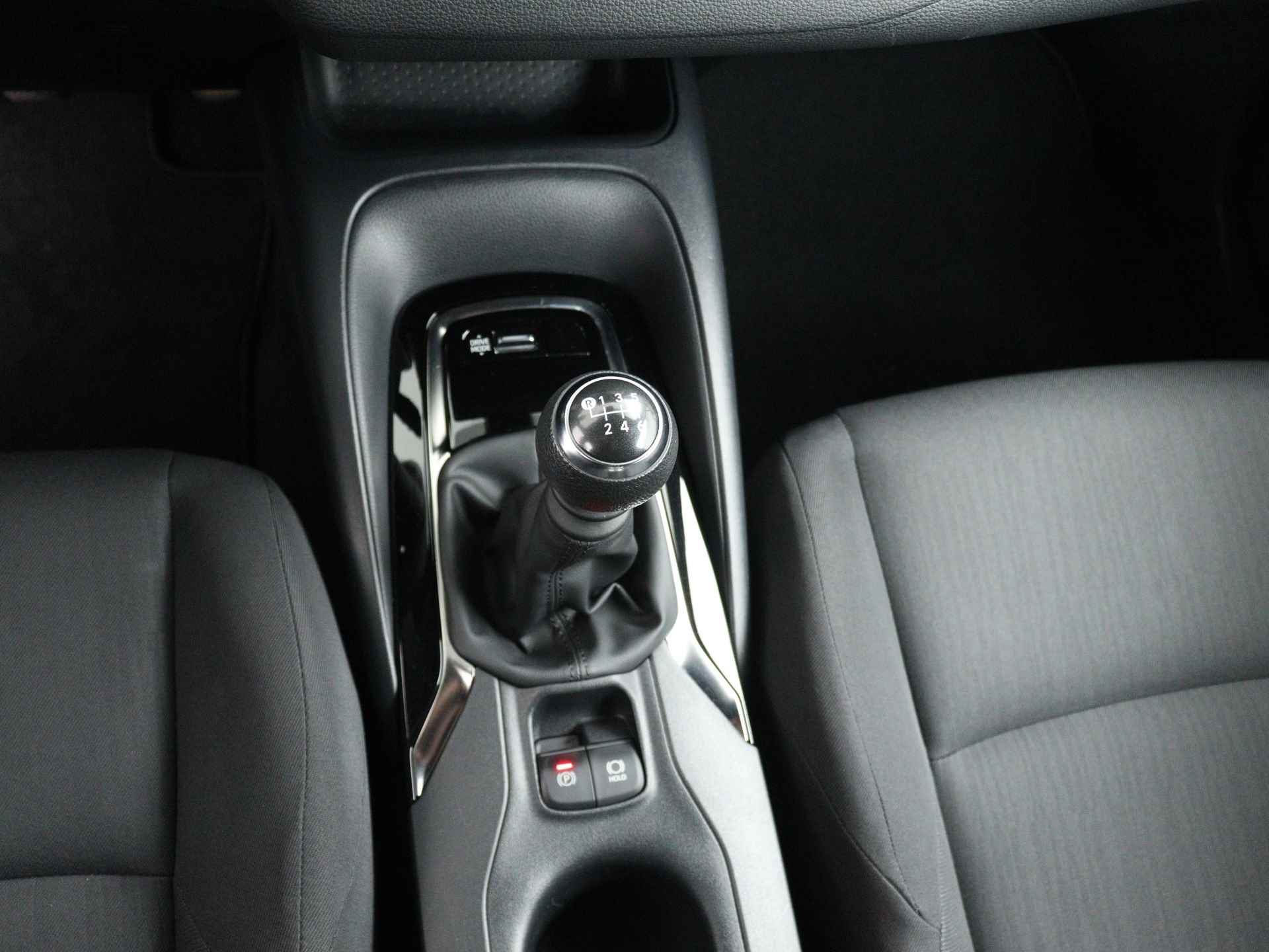 Toyota Corolla Touring Sports 1.2 Turbo Comfort | Trekhaak | Camera | Lane-Assist | - 11/38