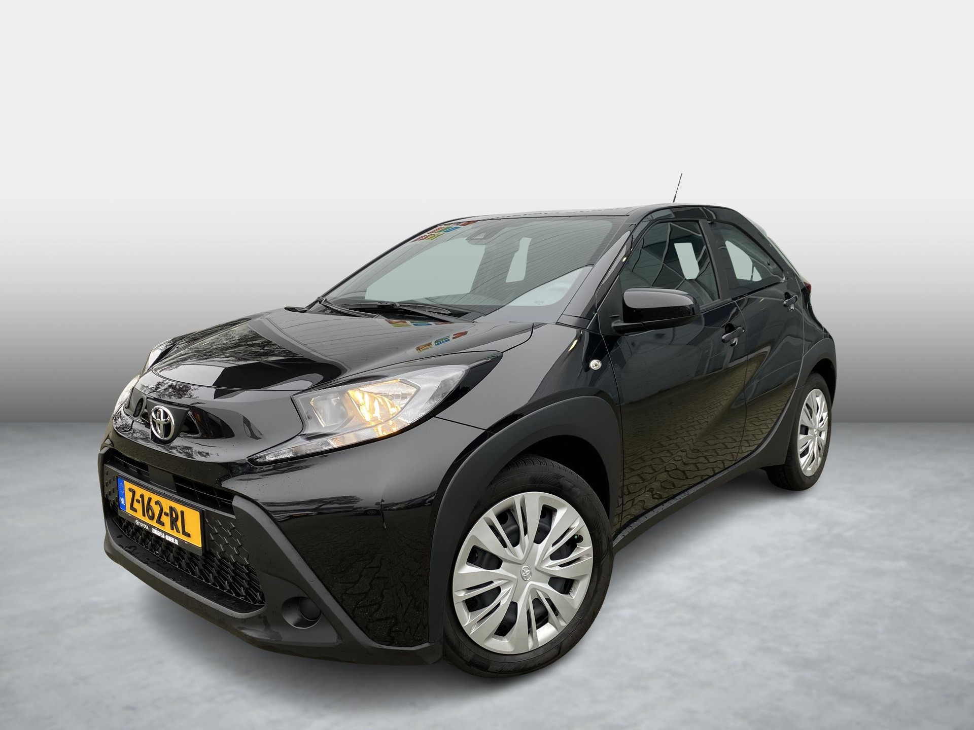 Toyota Aygo X 1.0 VVT-i MT Play